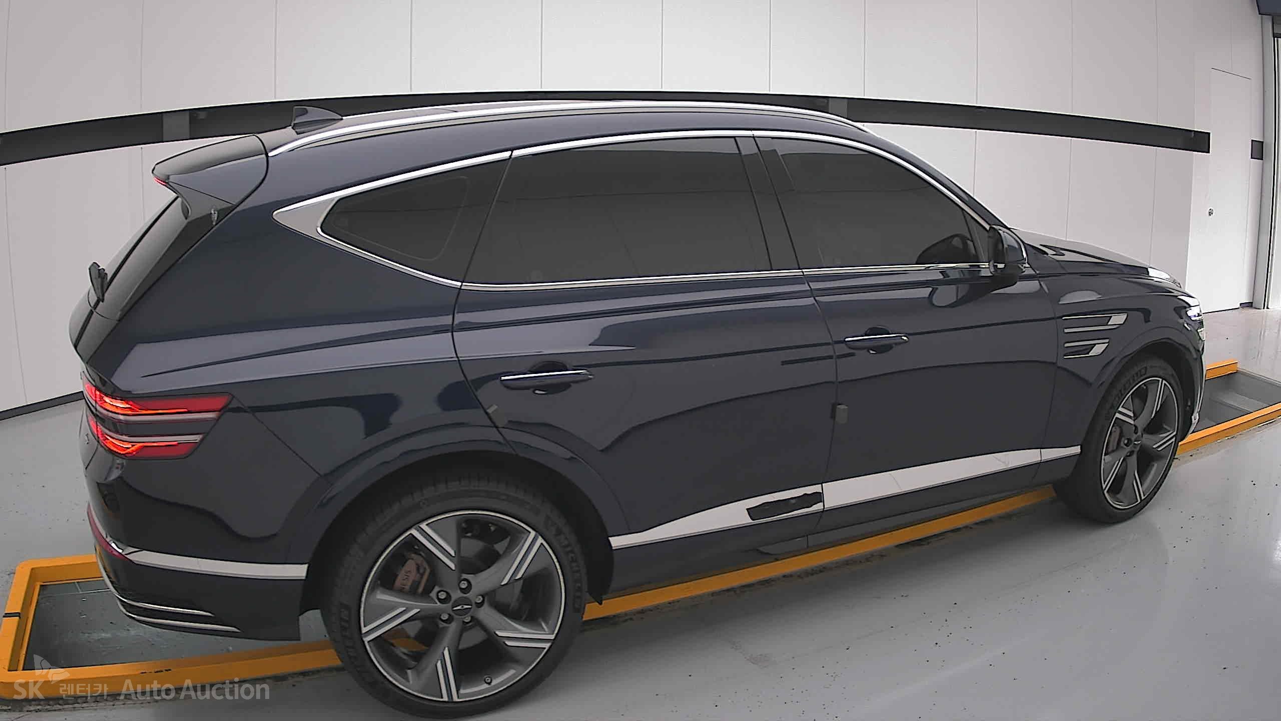 2024 - genesis gv80