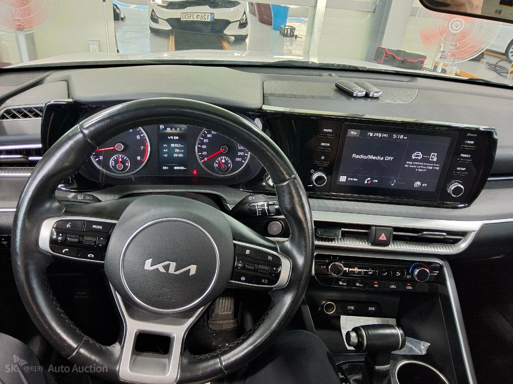 2022 - kia k5