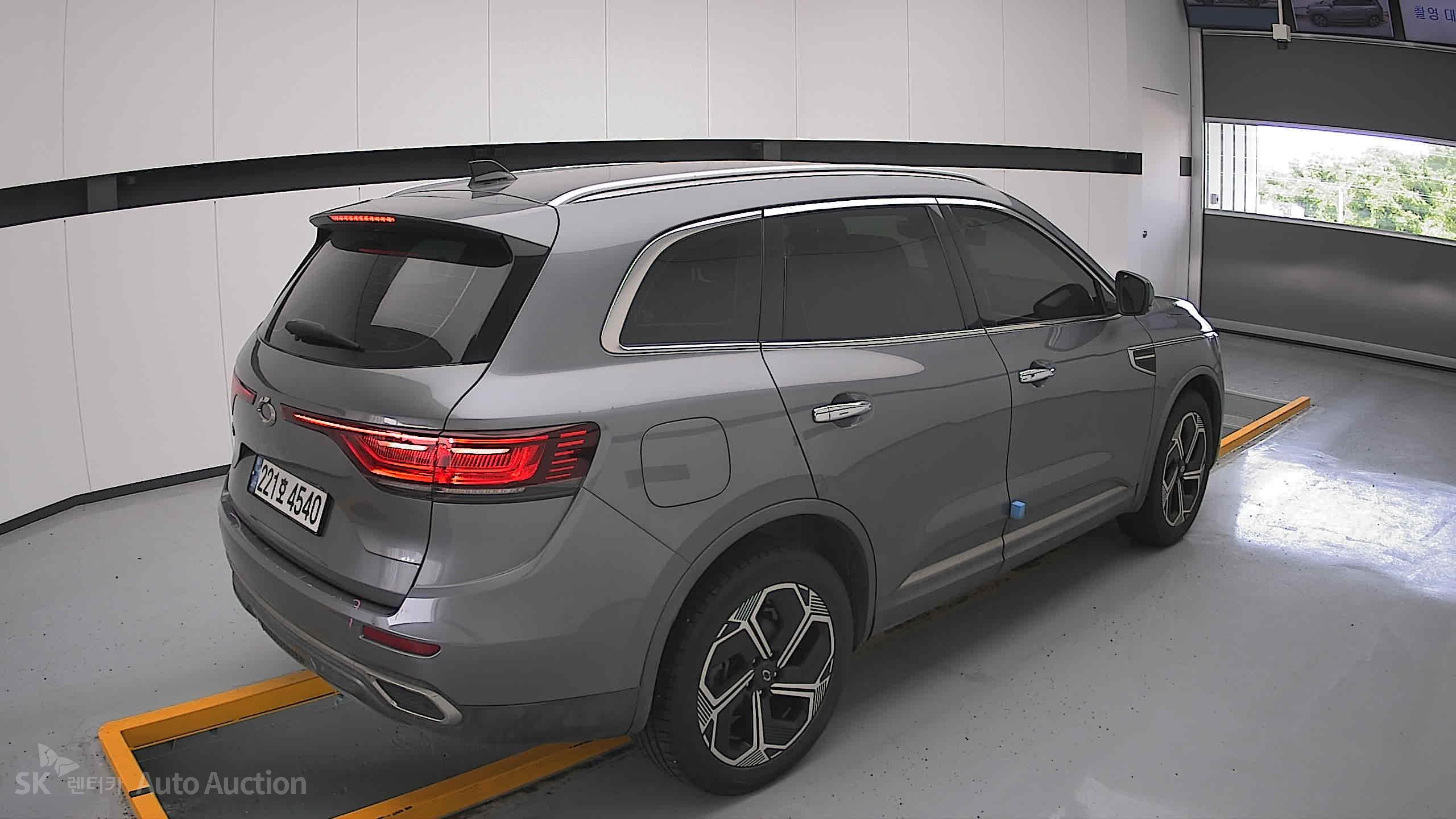 Renault Samsung Qm6 2024 — صورة 9