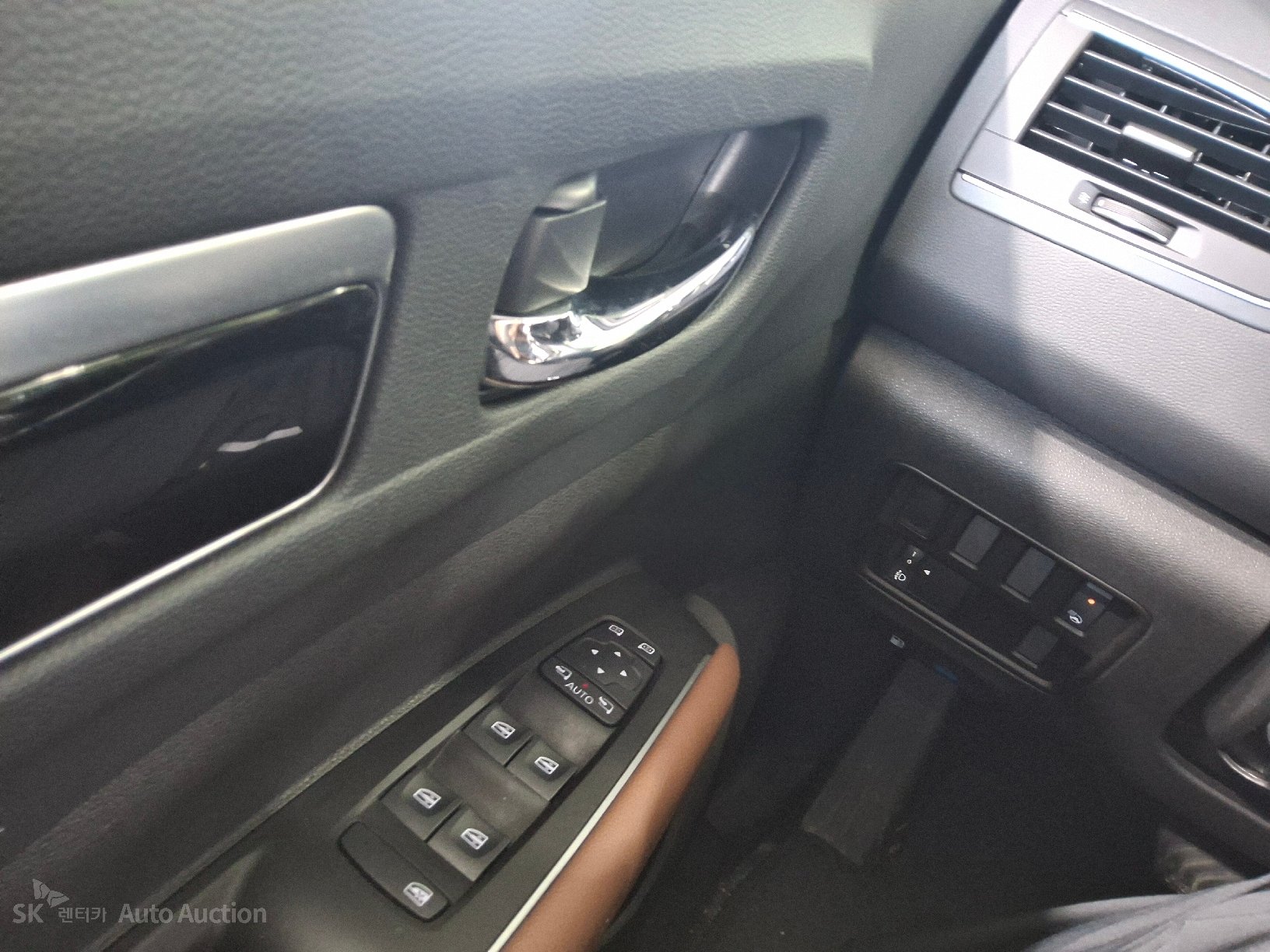 Renault Samsung Qm6 2024 — صورة 23
