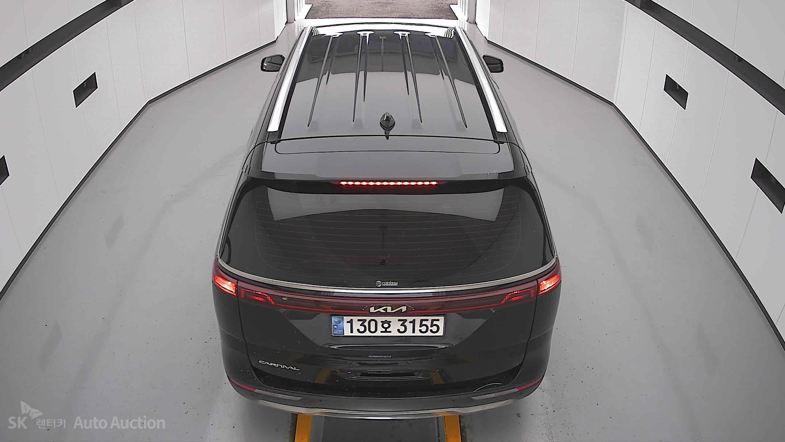 2023 - kia carnival