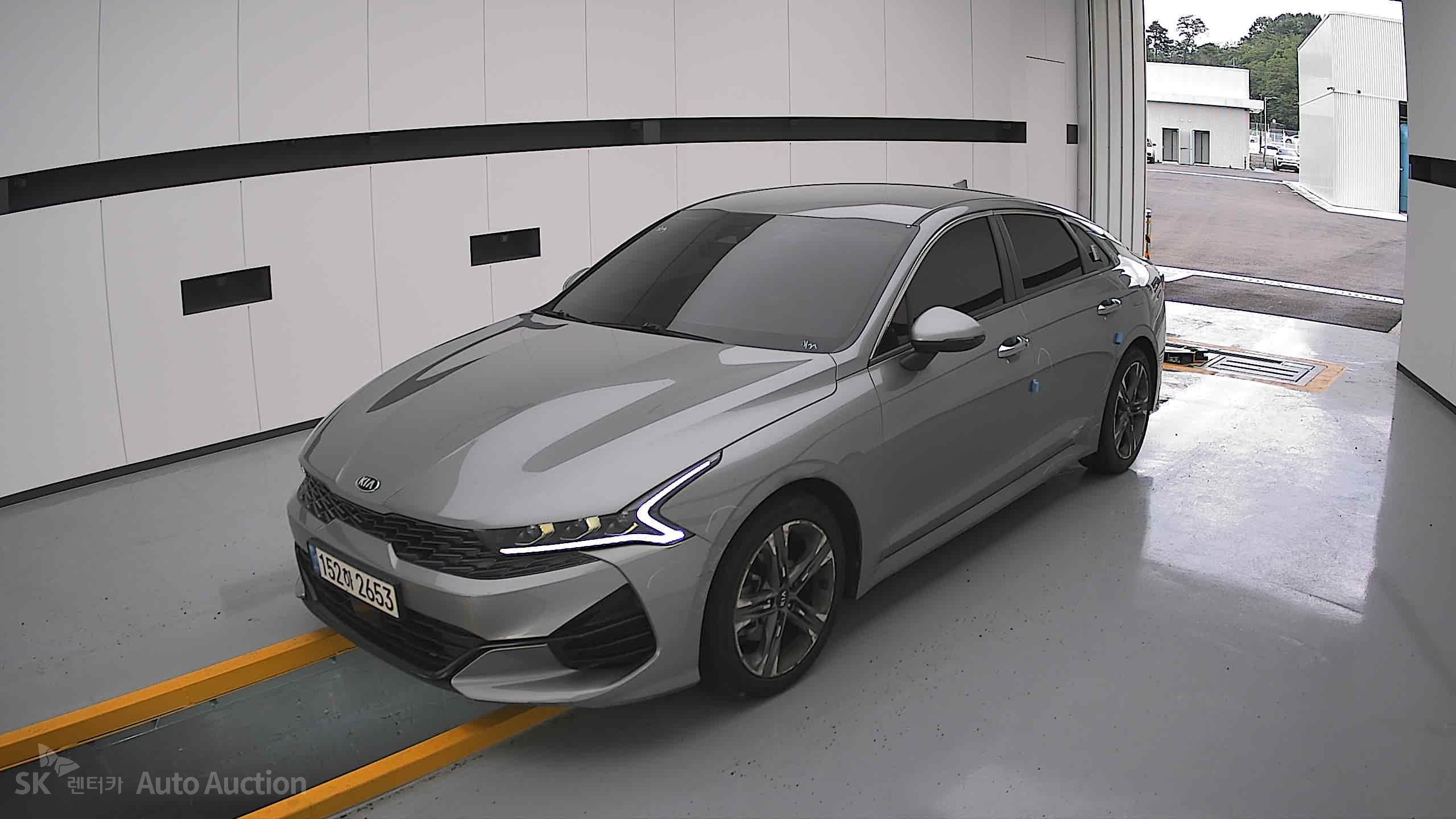 2021 - kia k5