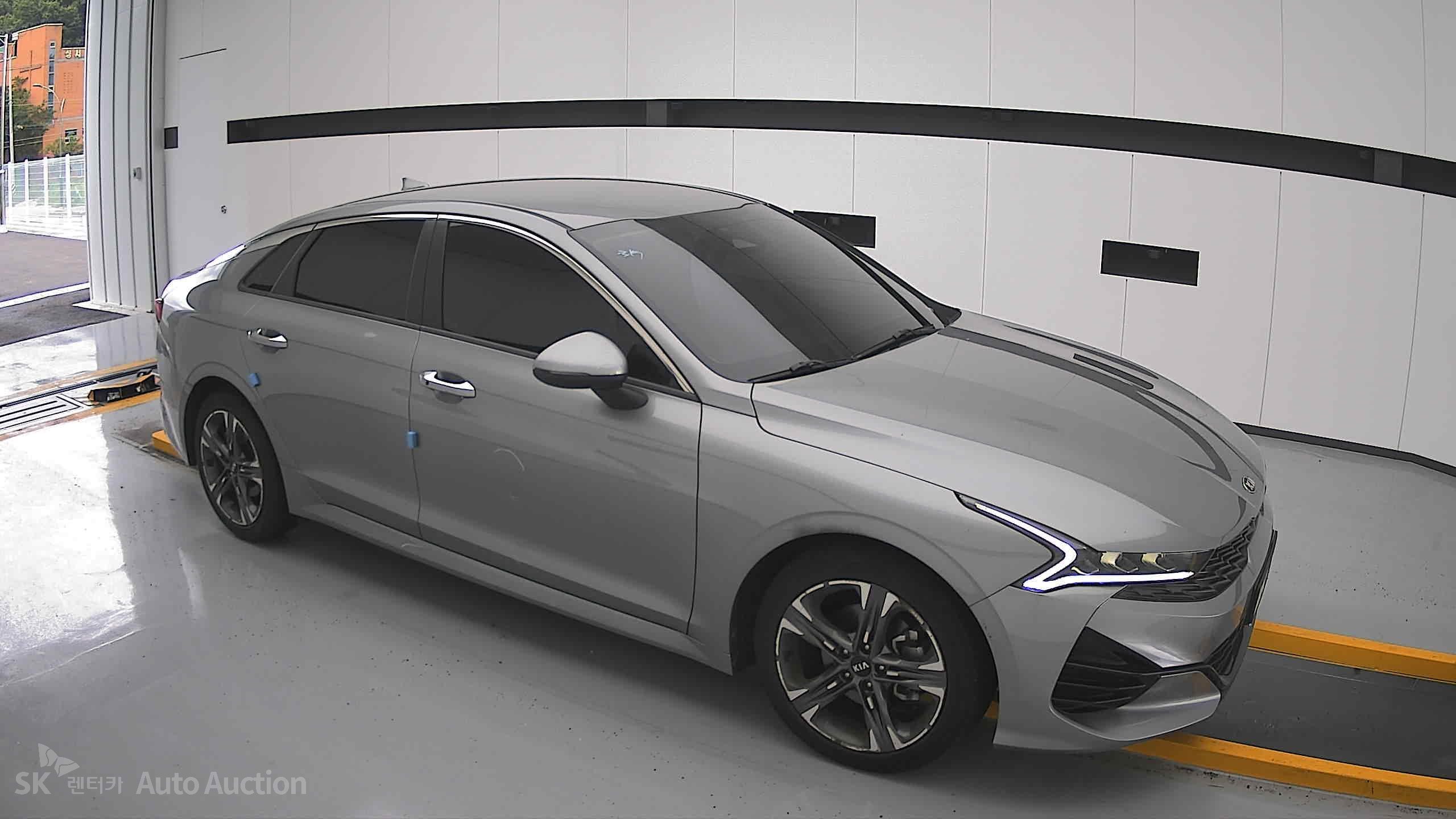 2021 - kia k5