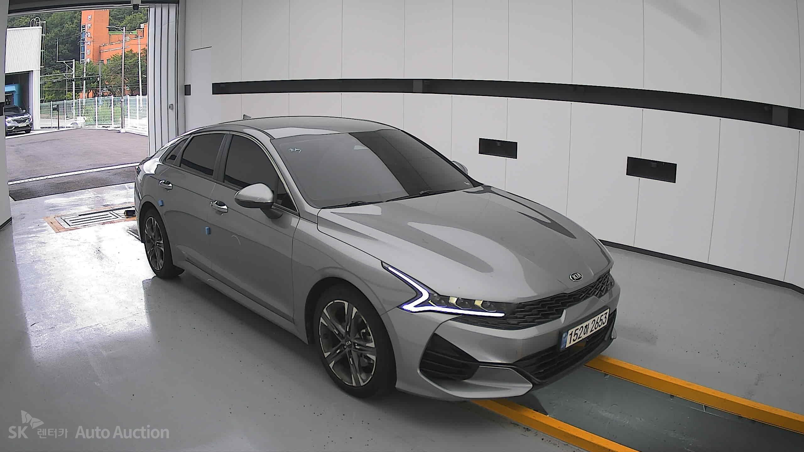 2021 - kia k5