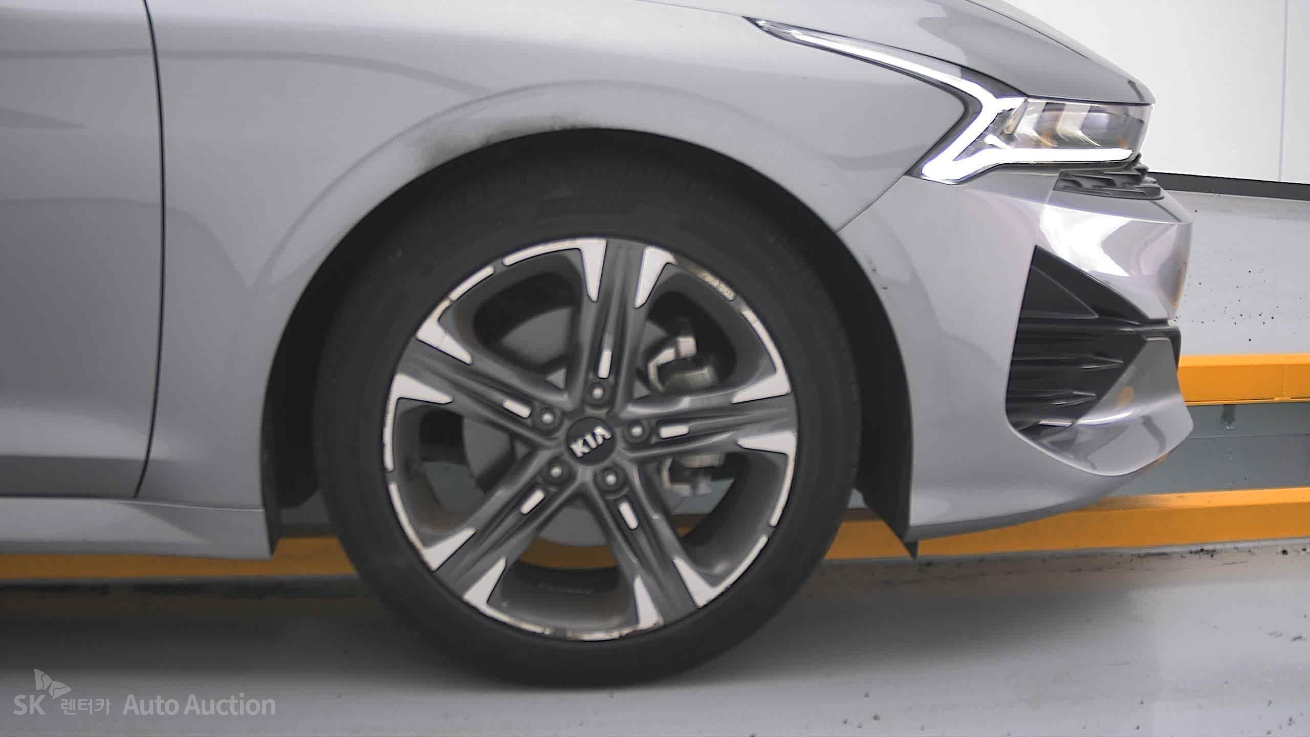 2021 - kia k5