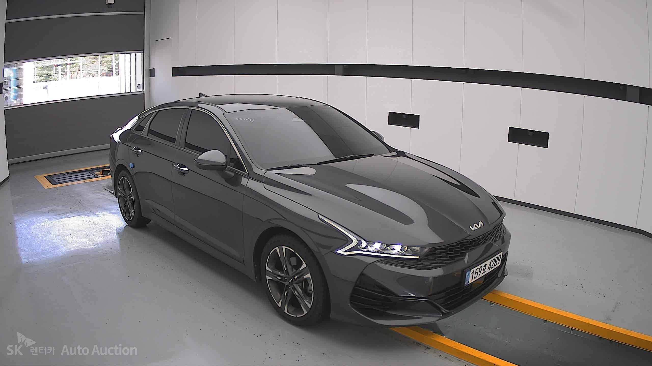 2022 - kia k5