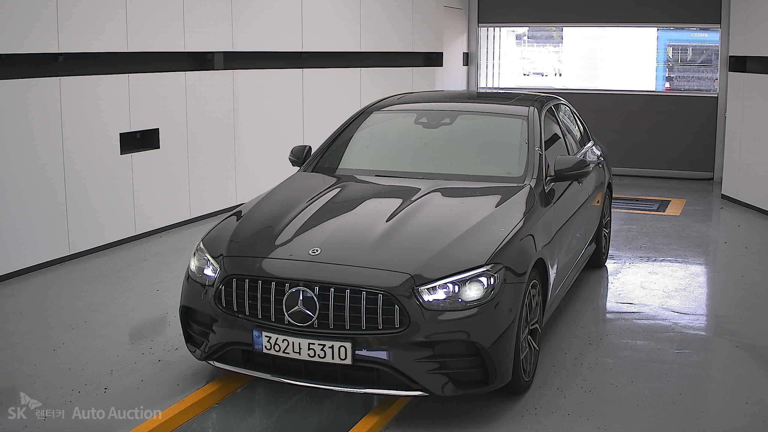 مرسيدس E-Class