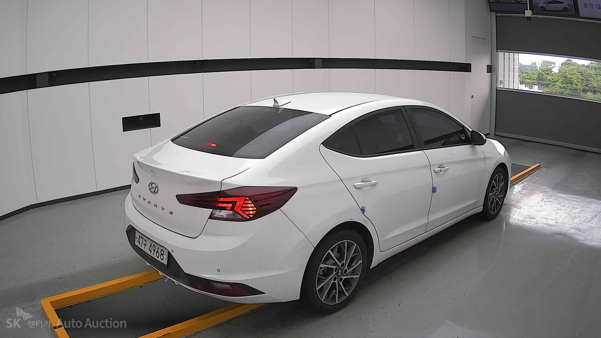 2019 - hyundai avante ad