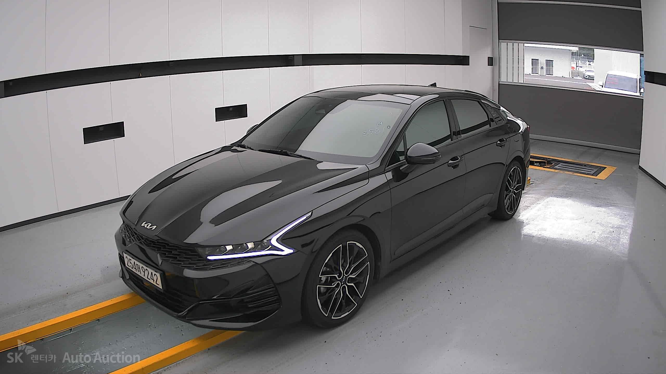 2023 - kia k5
