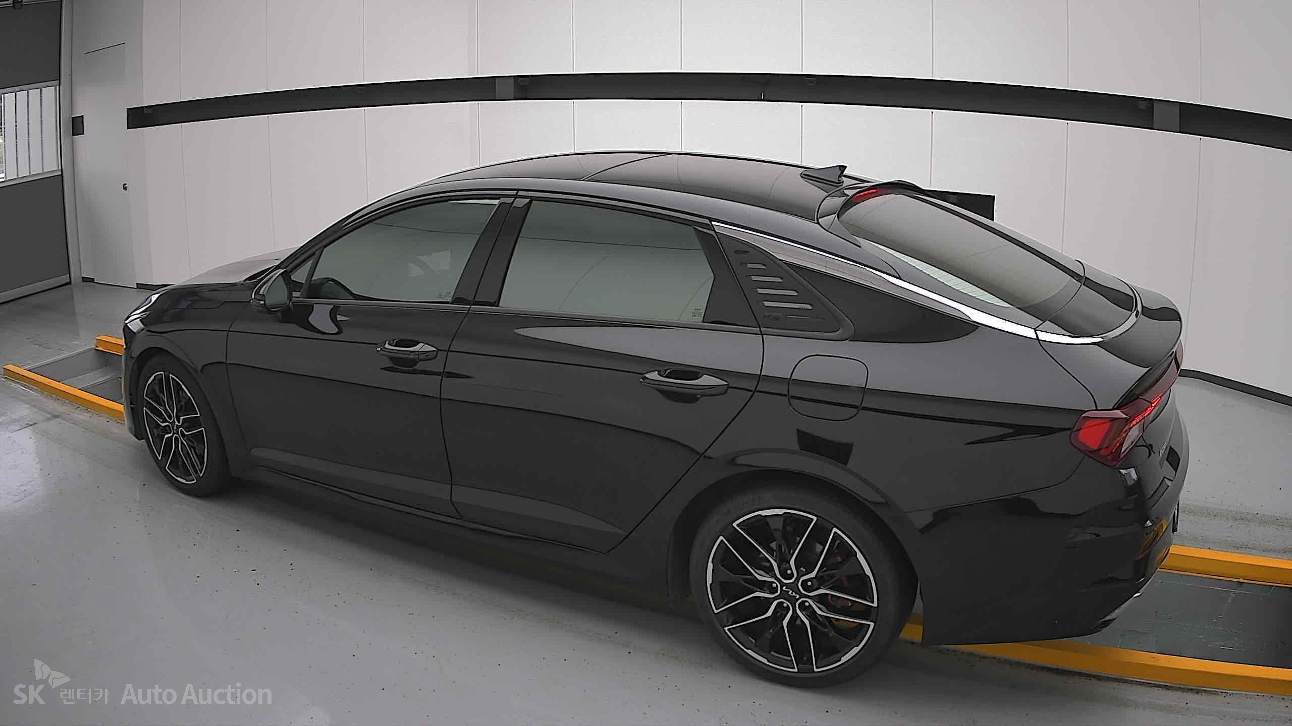 2023 - kia k5