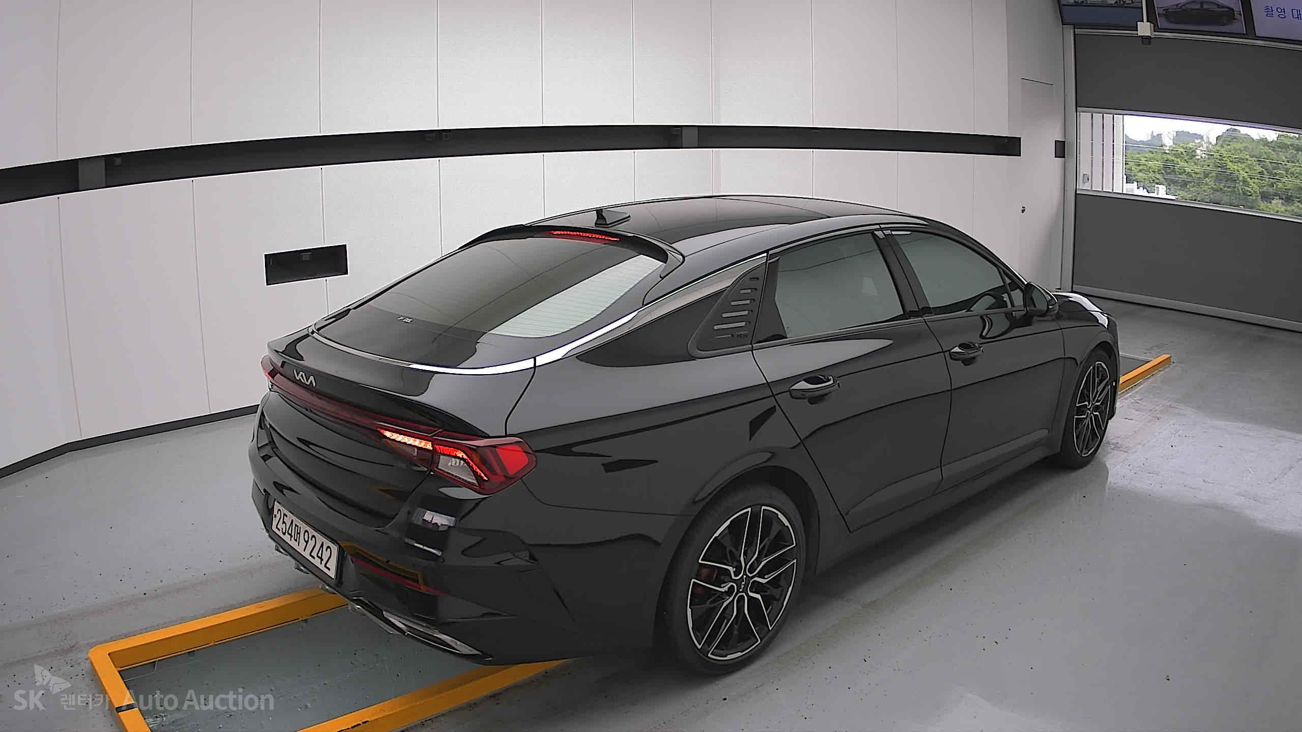 2023 - kia k5