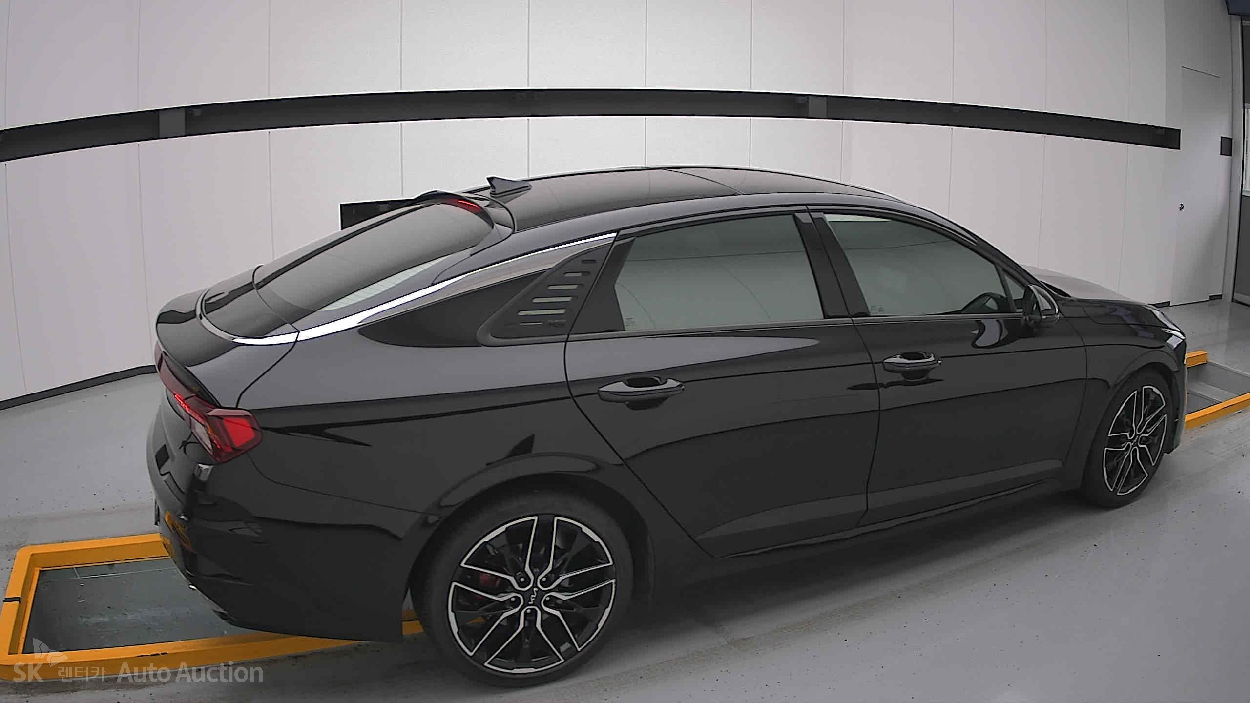 2023 - kia k5
