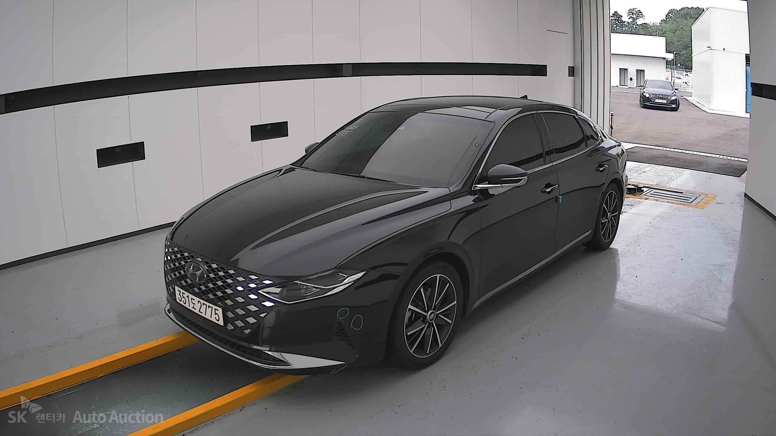 2022 - hyundai grandeur