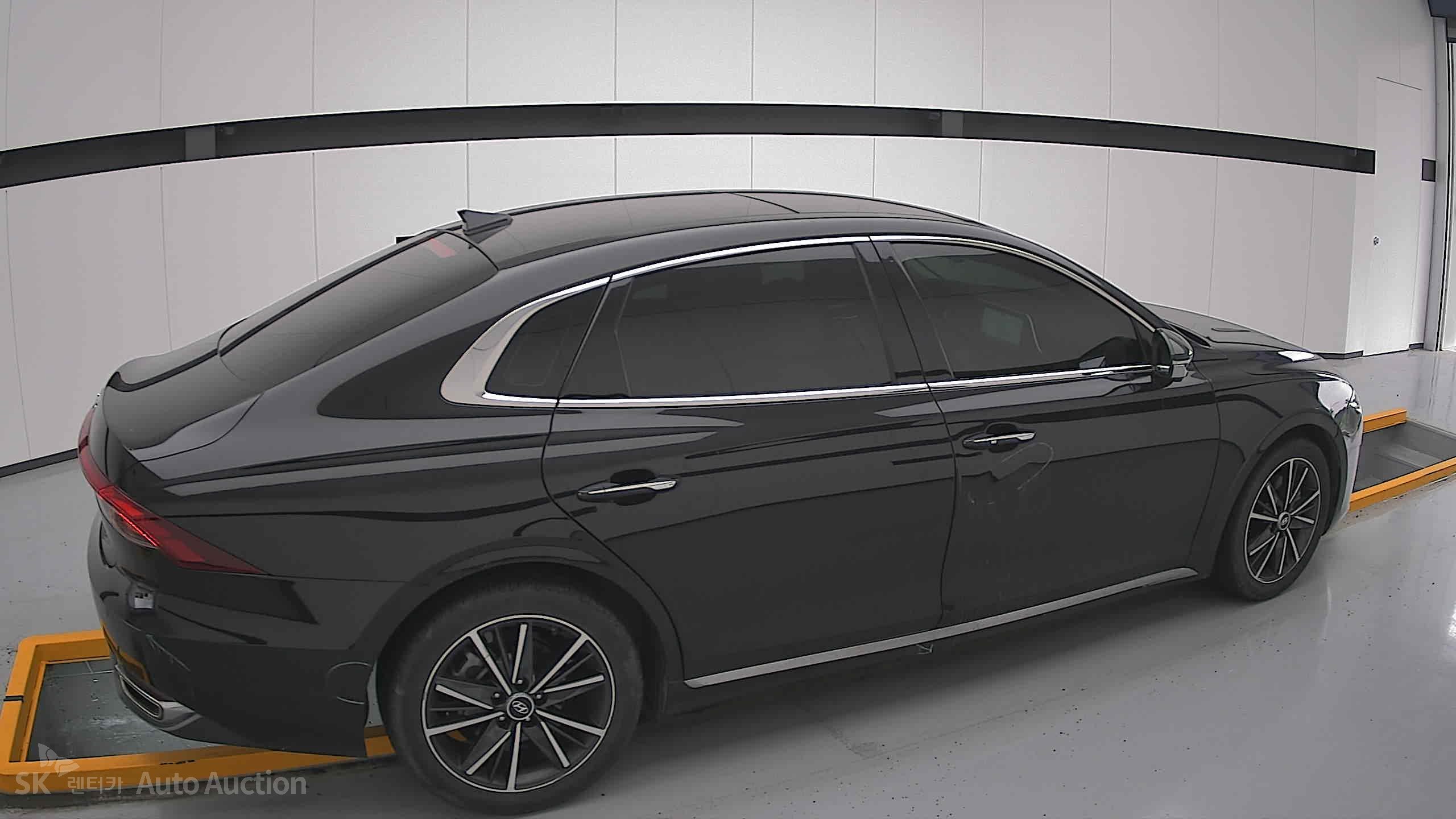 2022 - hyundai grandeur