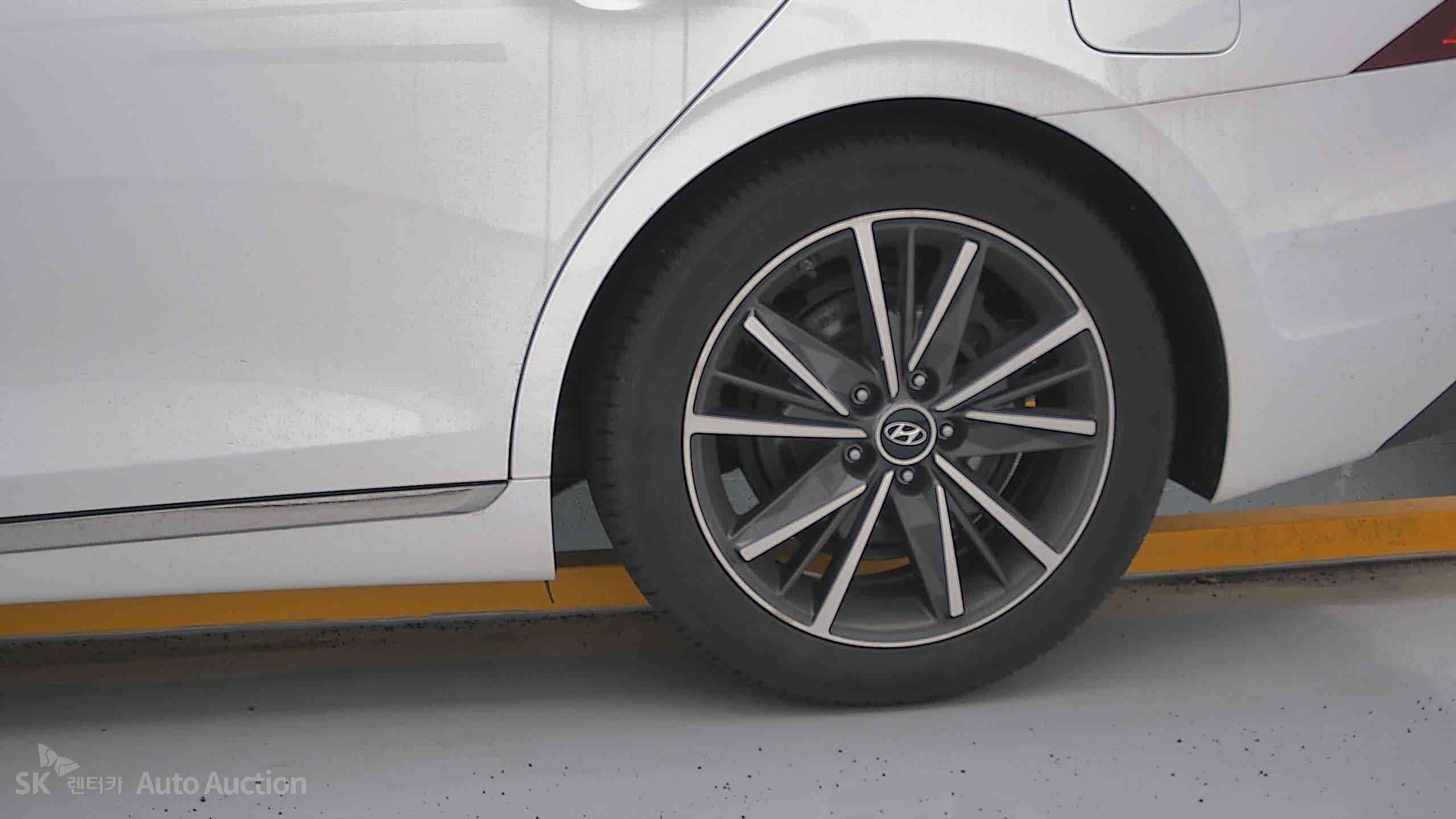 2022 - hyundai grandeur