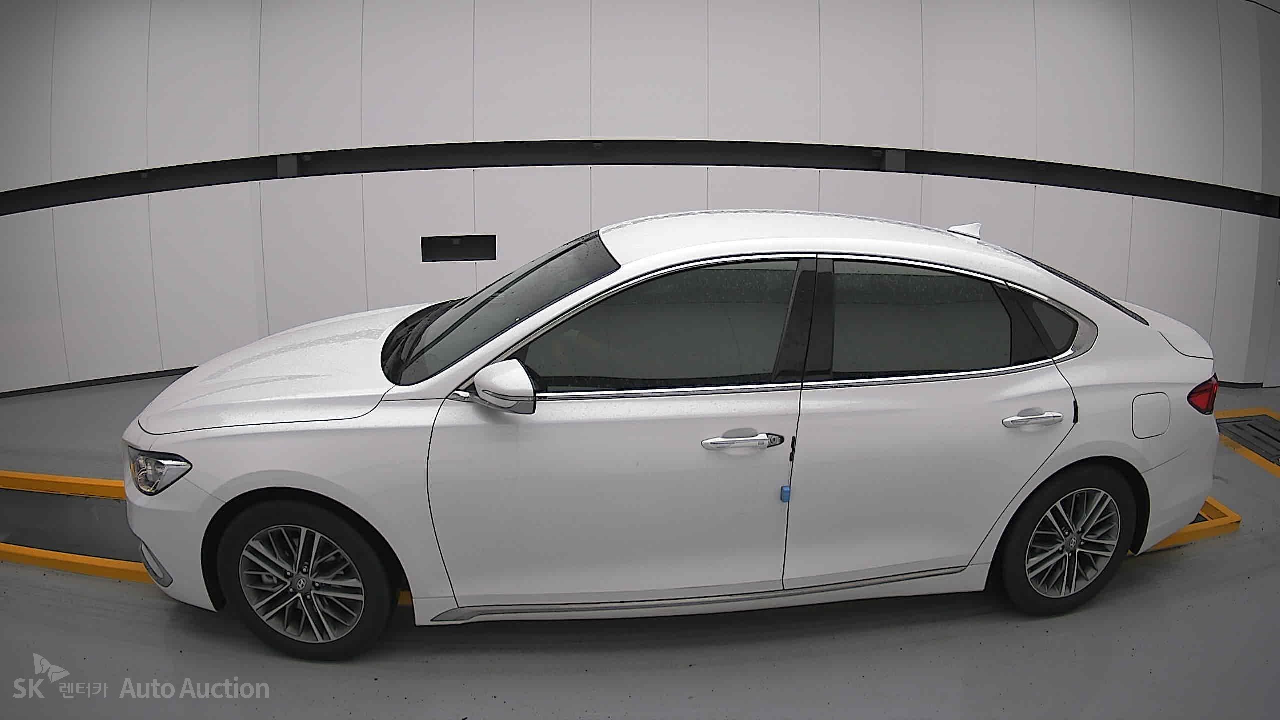 2019 - hyundai grandeur