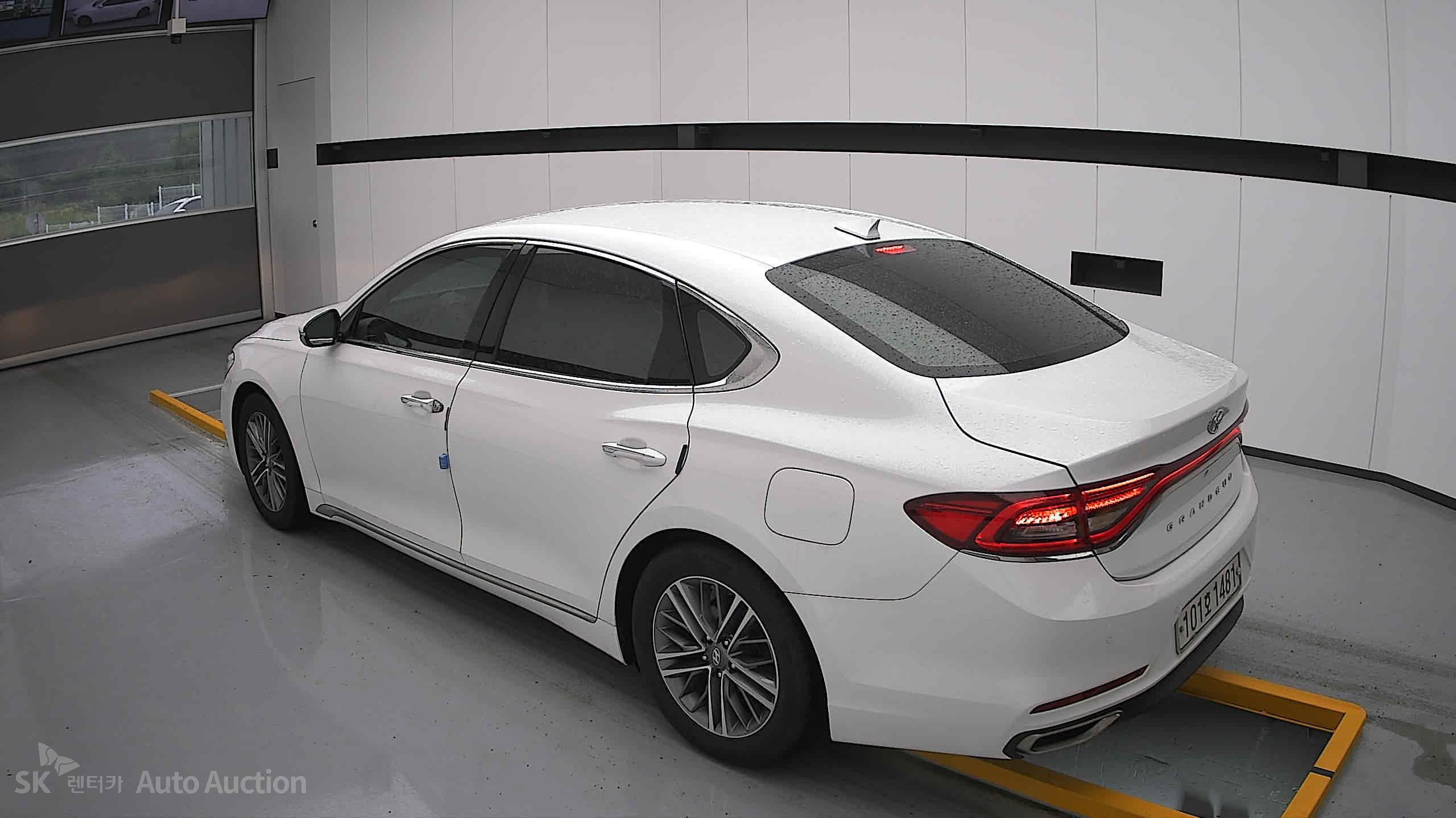 2019 - hyundai grandeur