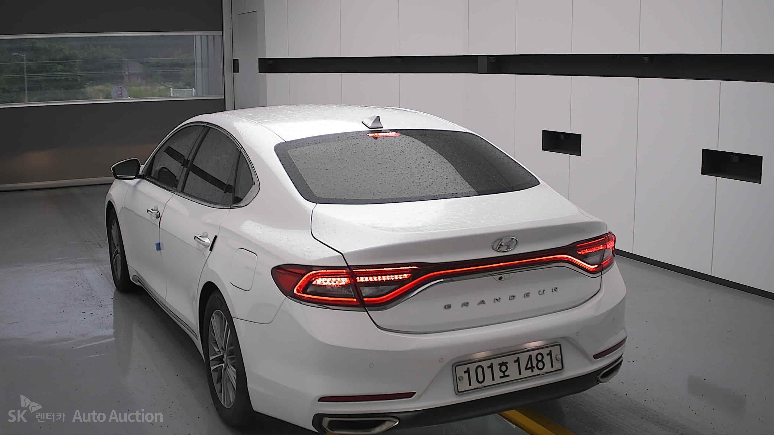 2019 - hyundai grandeur