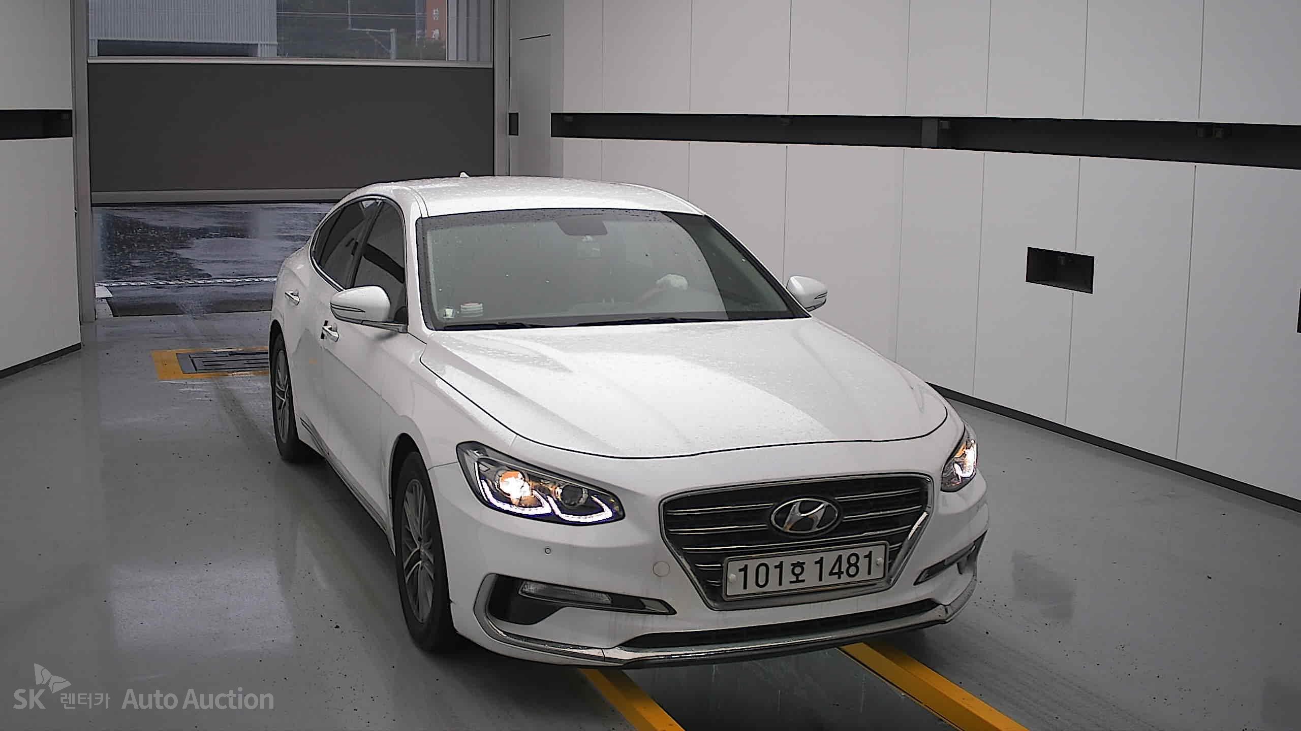 2019 - hyundai grandeur