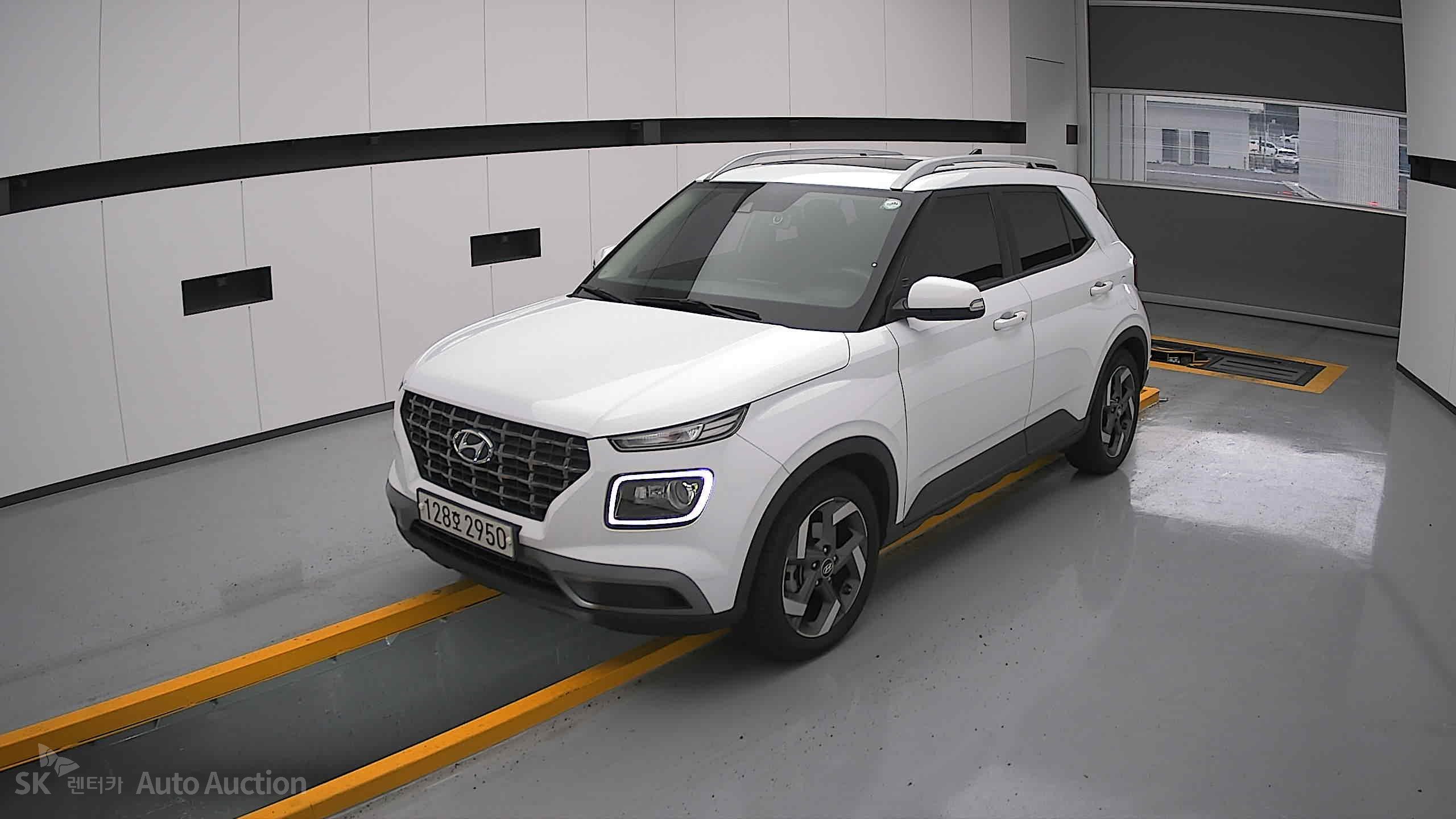 2020 - hyundai venue