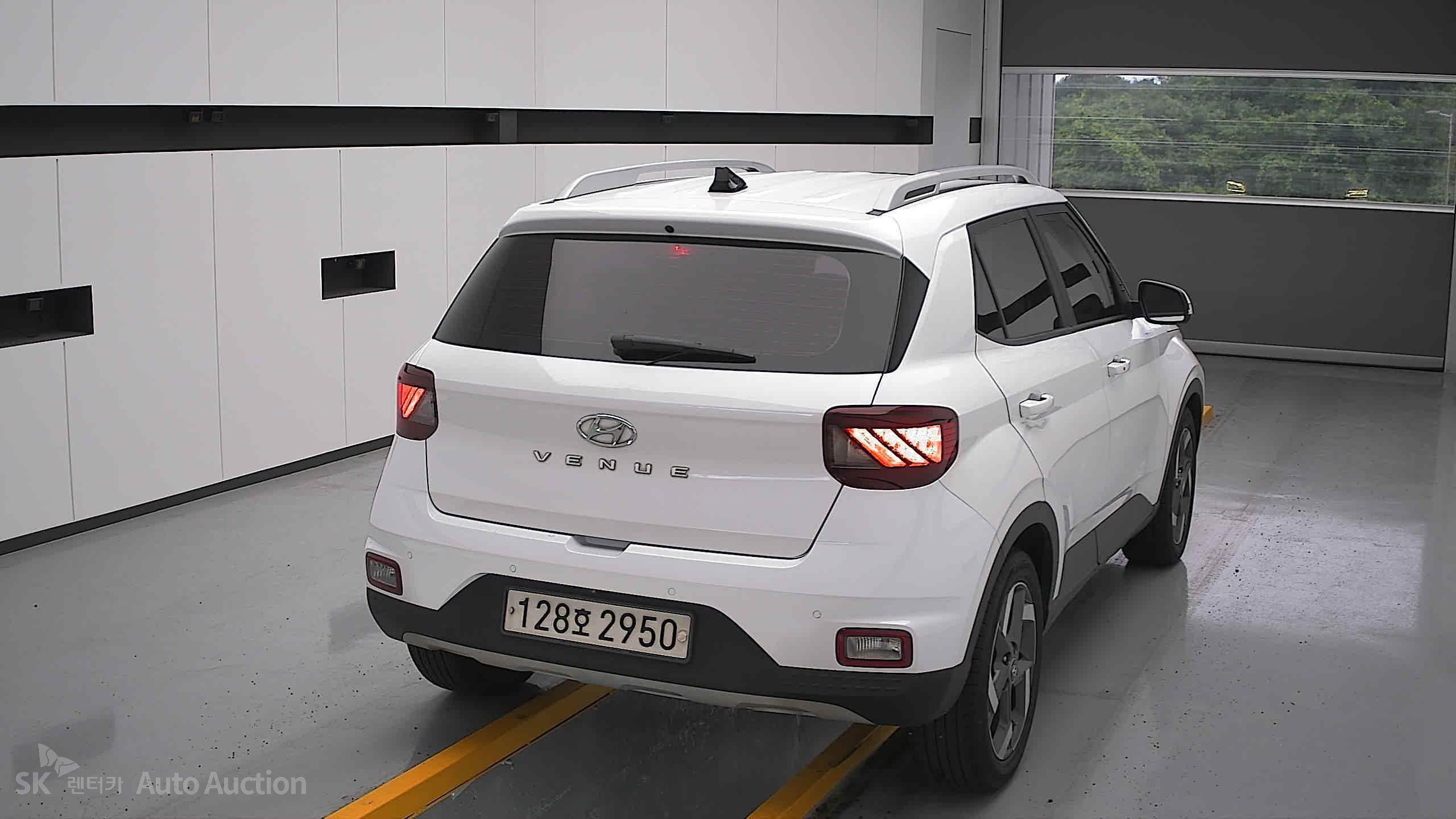 2020 - hyundai venue
