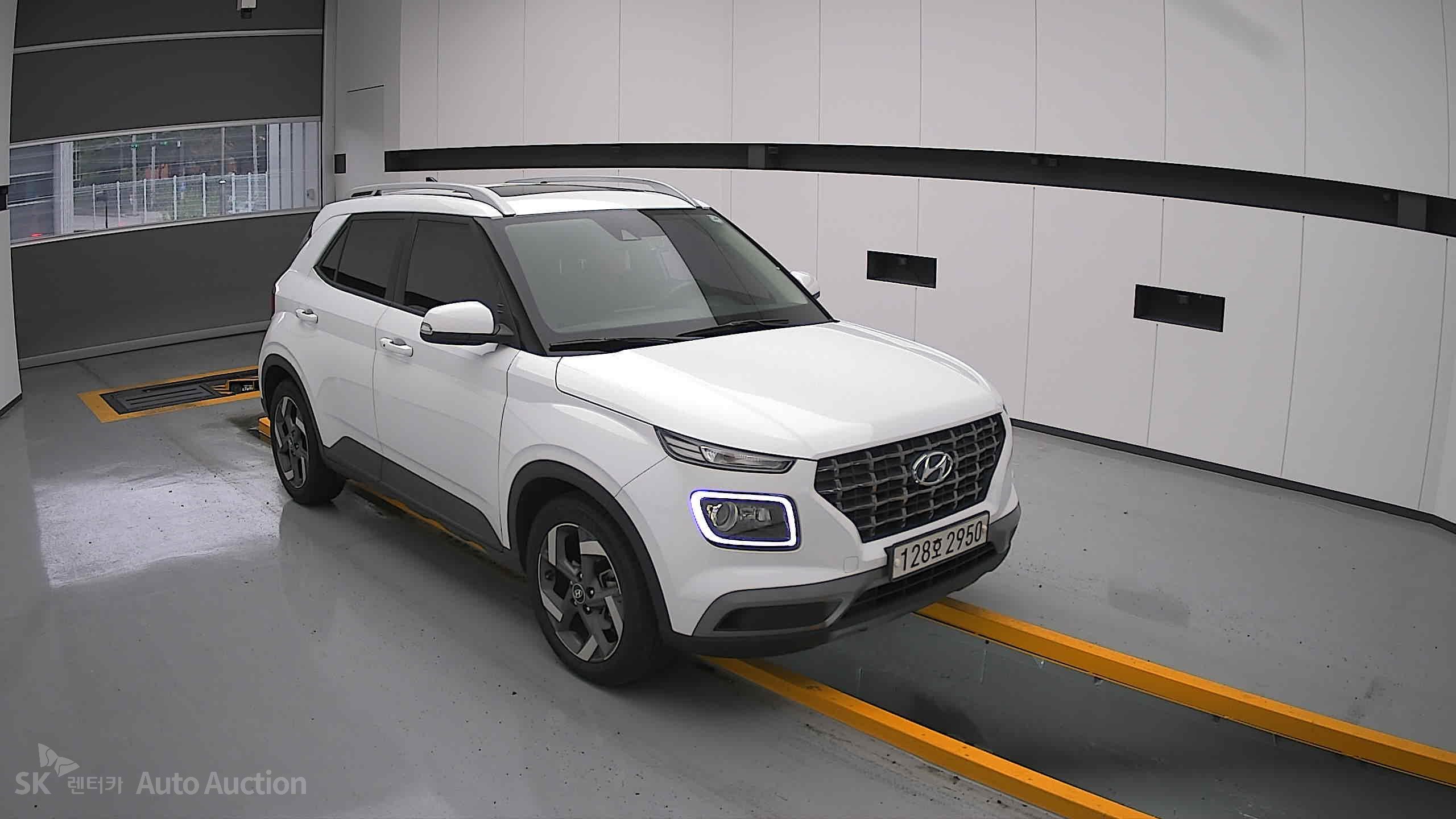2020 - hyundai venue