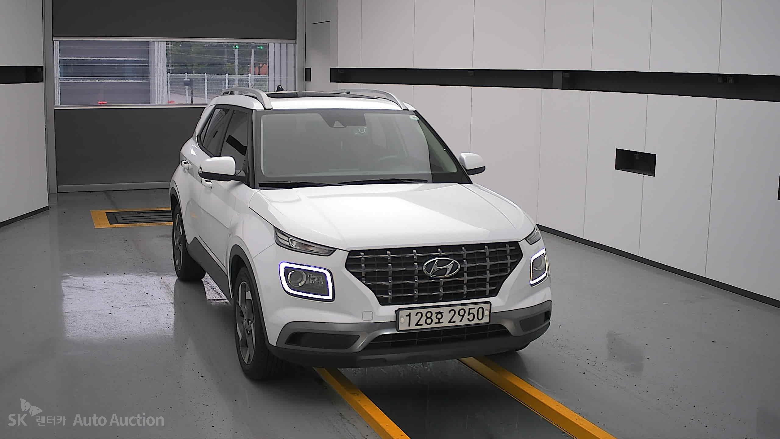 2020 - hyundai venue