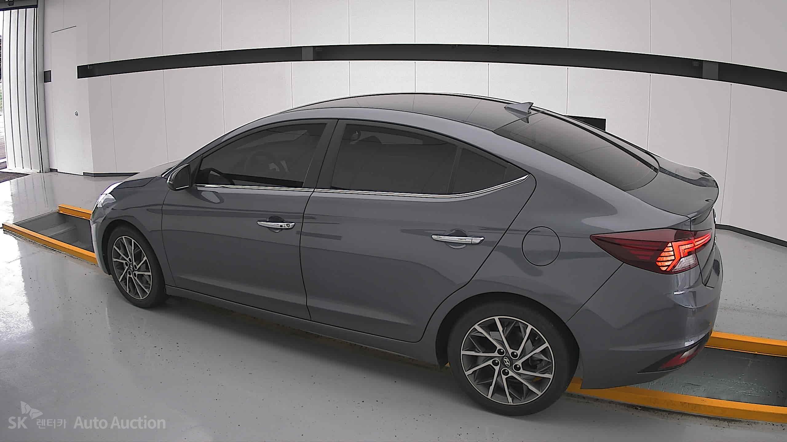 2019 - hyundai avante ad