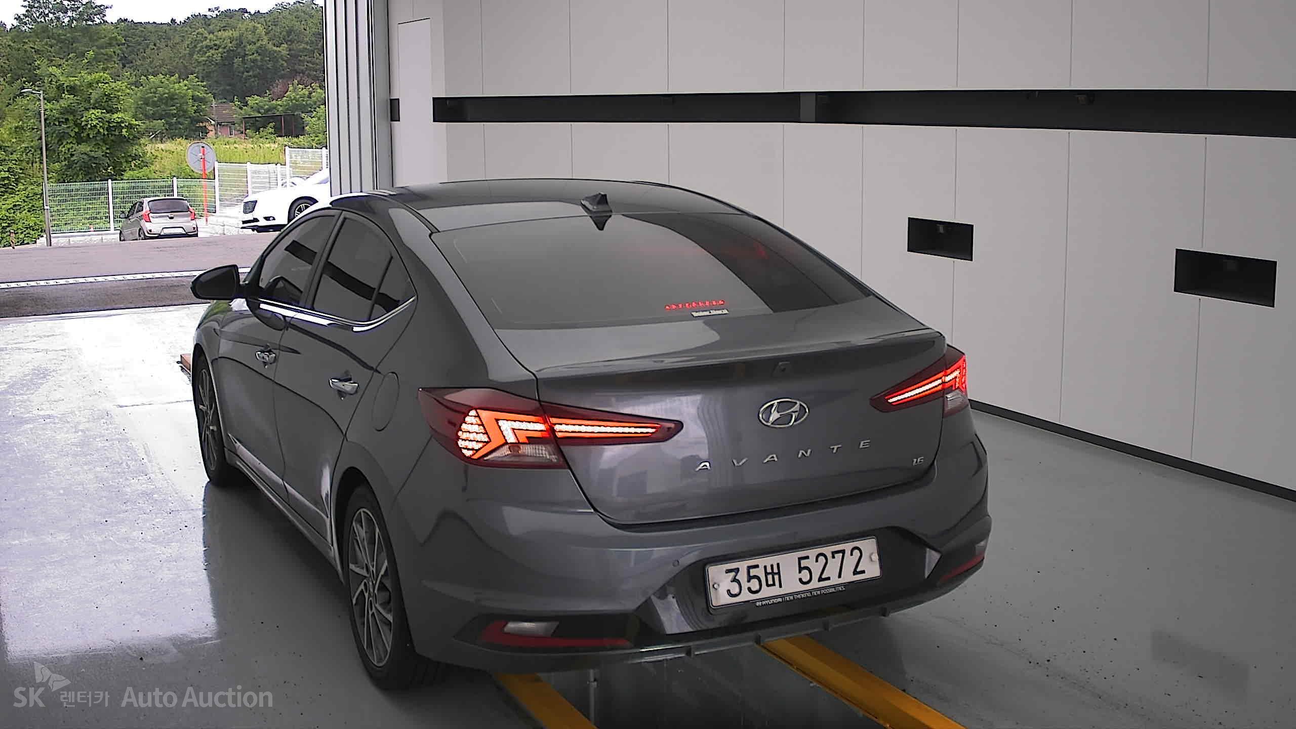 2019 - hyundai avante ad