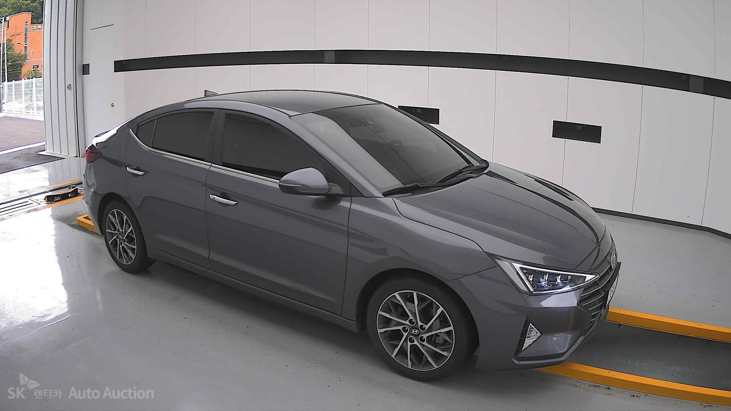 2019 - hyundai avante ad