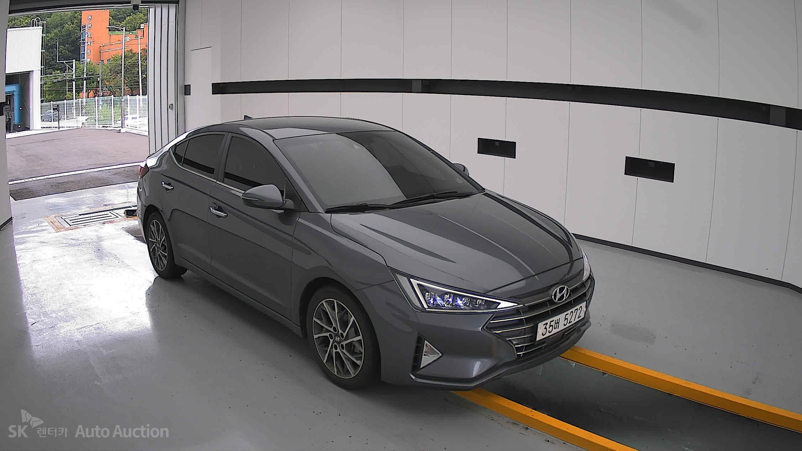 2019 - hyundai avante ad