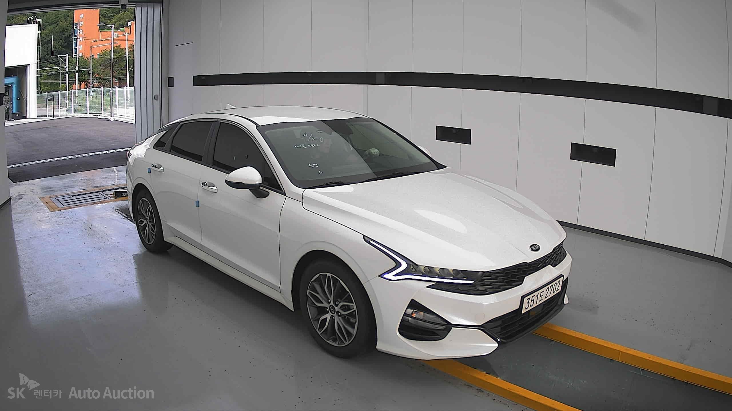2021 - kia k5