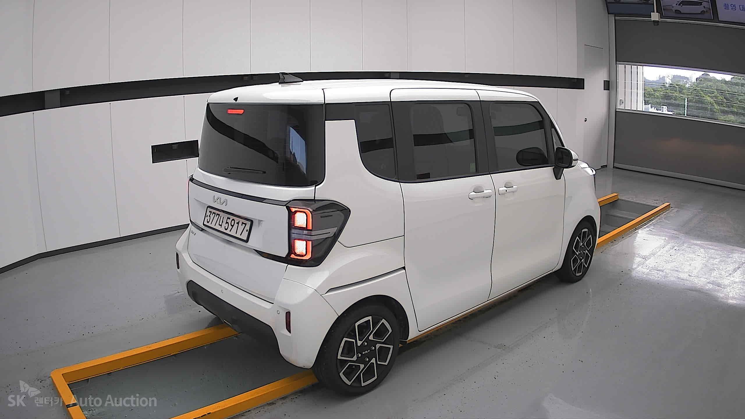 2023 - kia ray