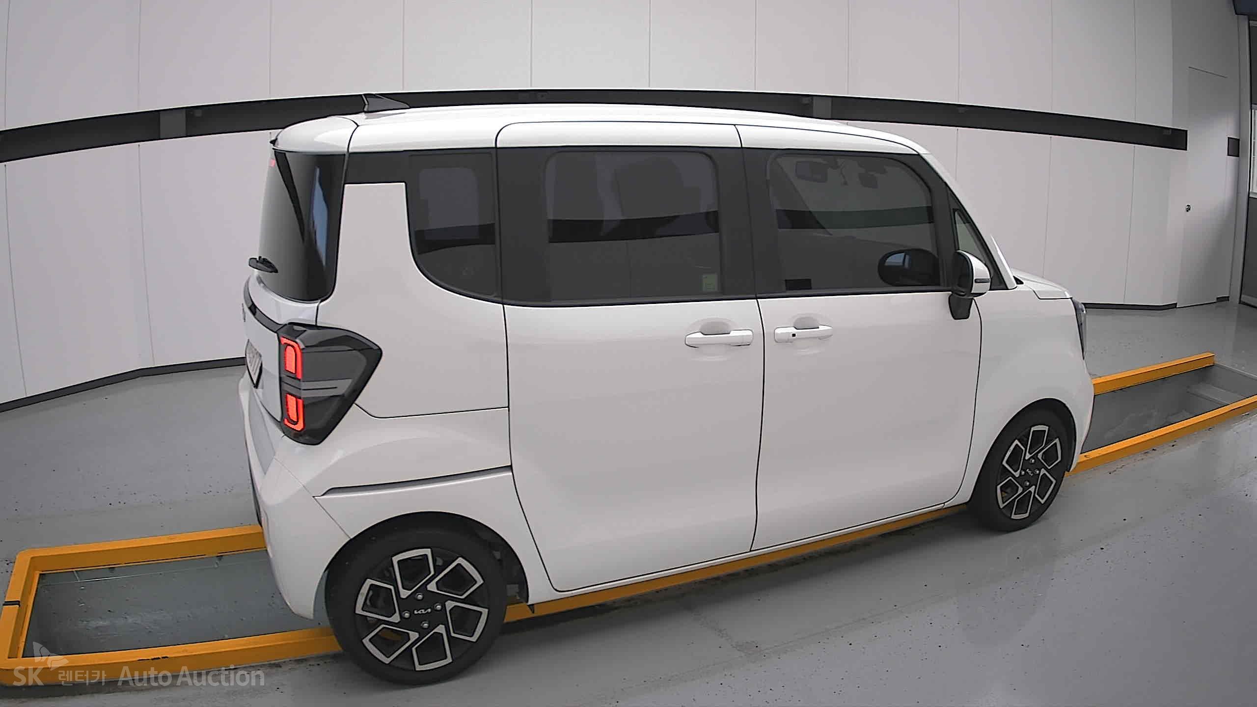 2023 - kia ray
