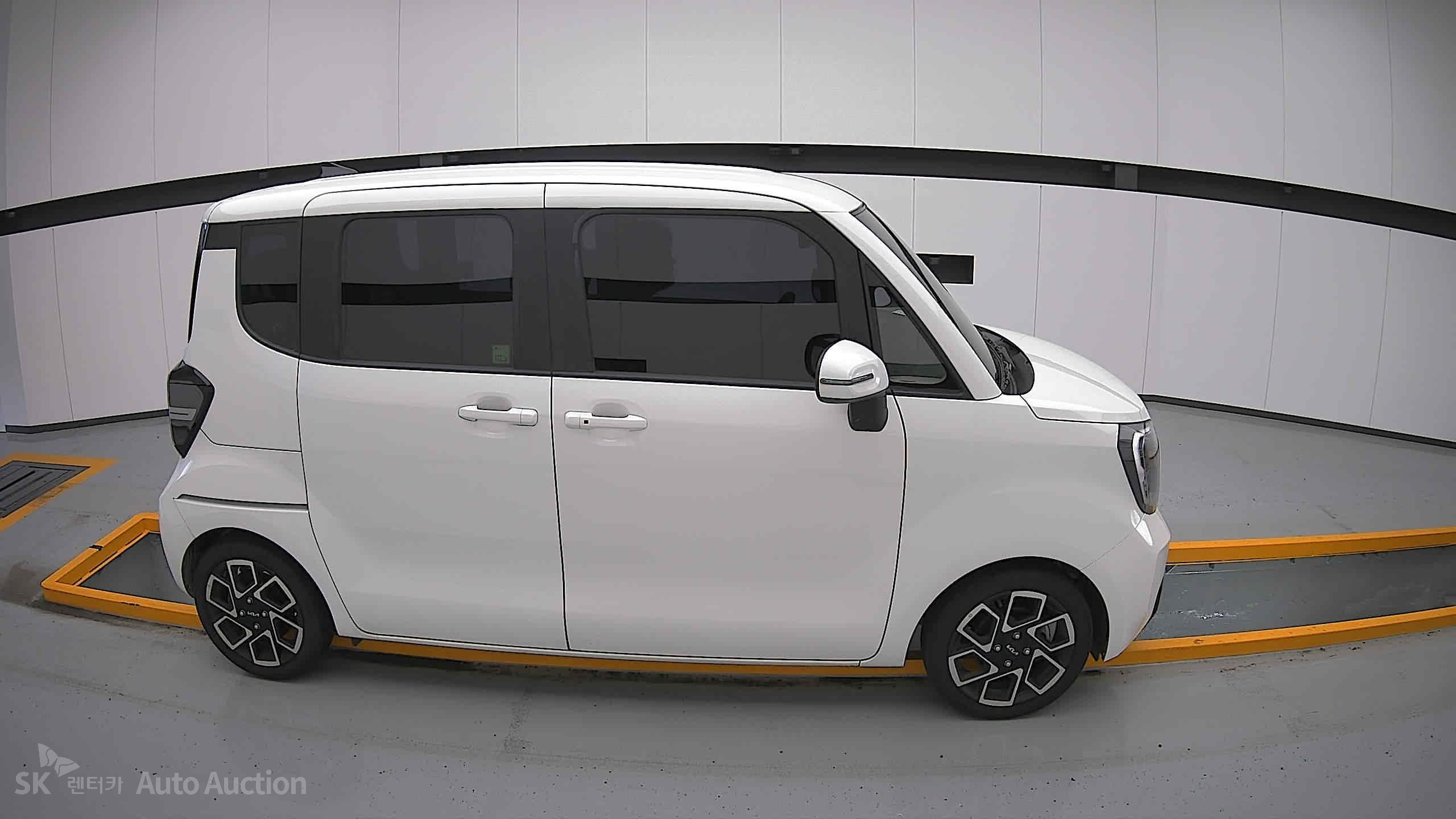 2023 - kia ray