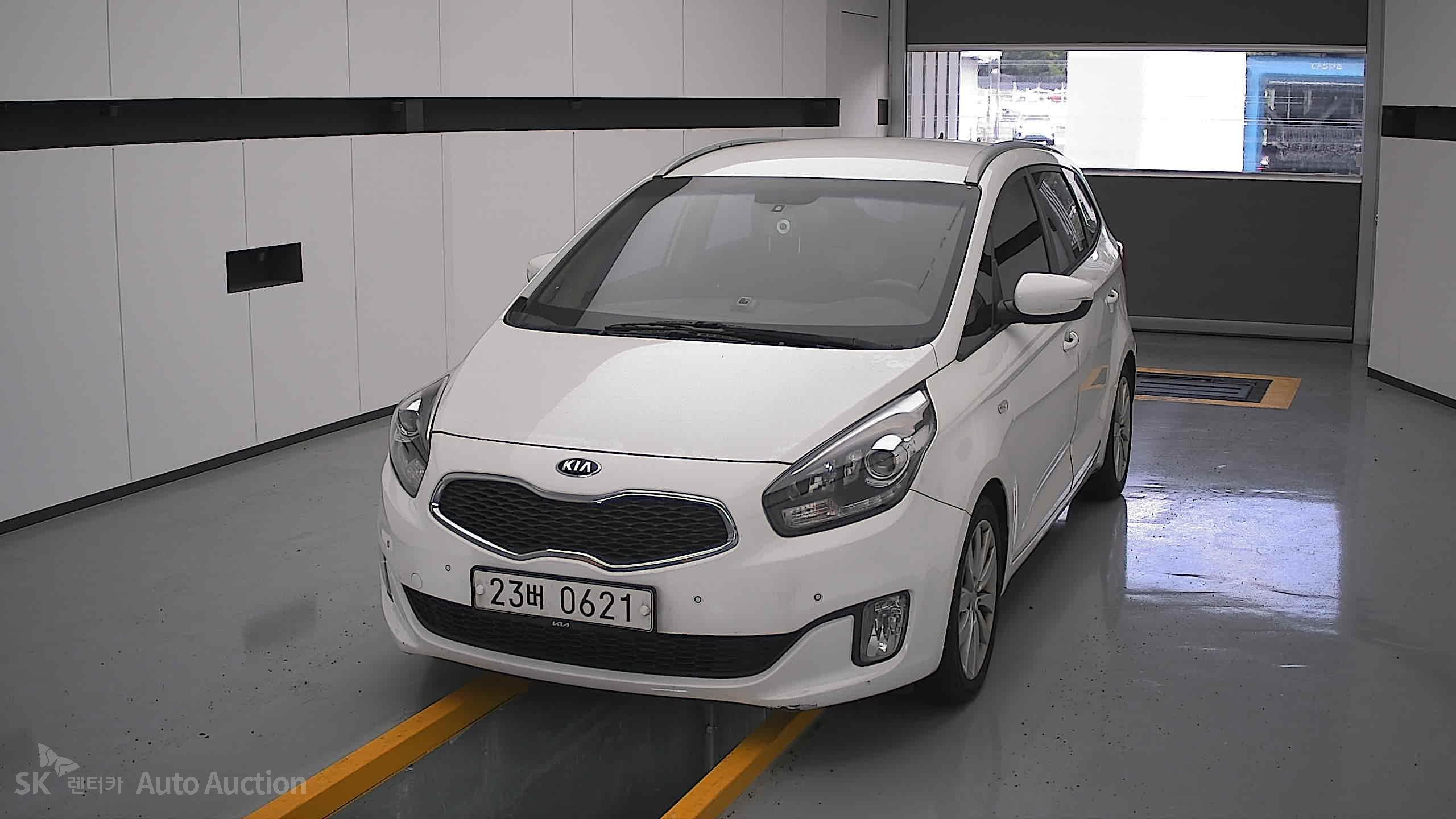 2016 - kia carens