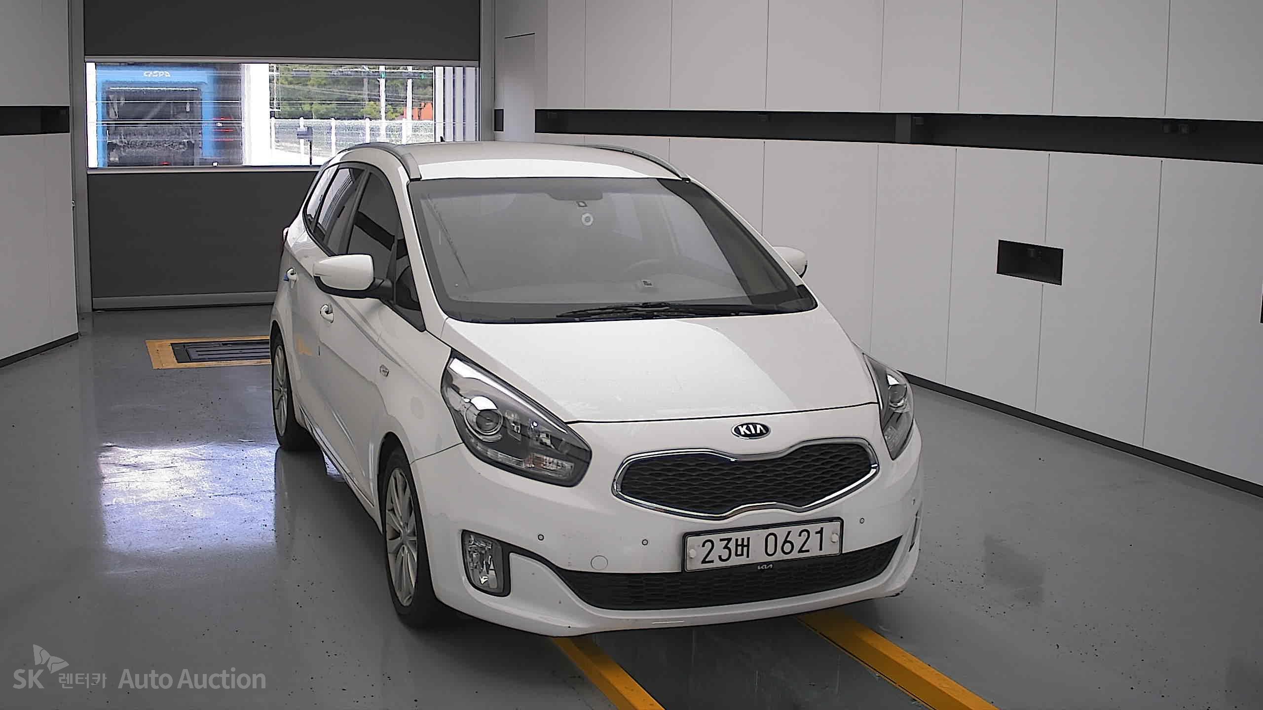 2016 - kia carens