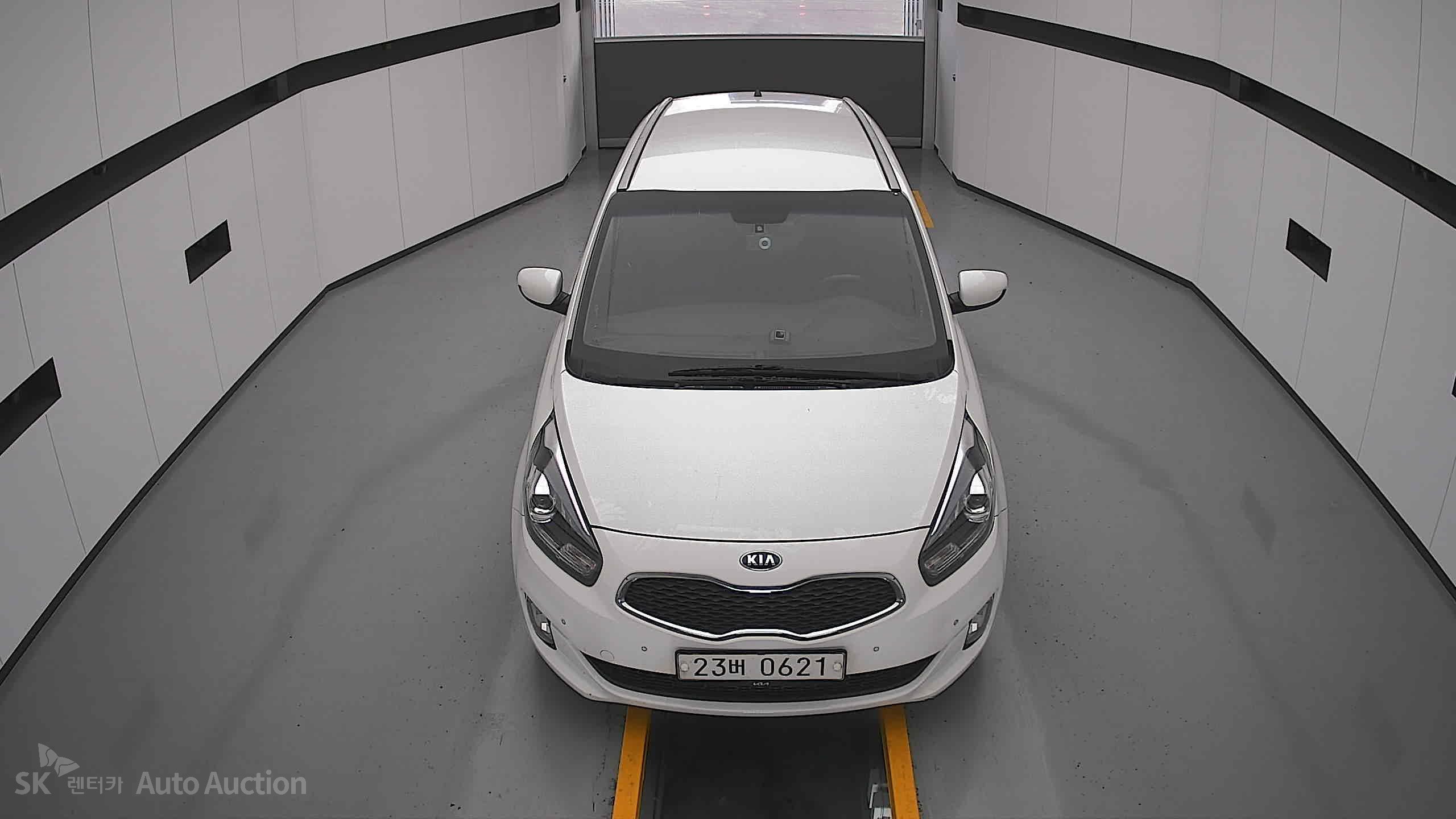 2016 - kia carens