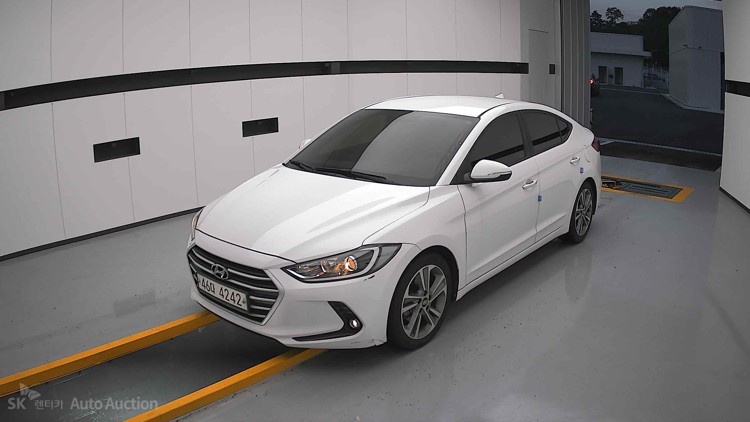 2018 - hyundai avante ad