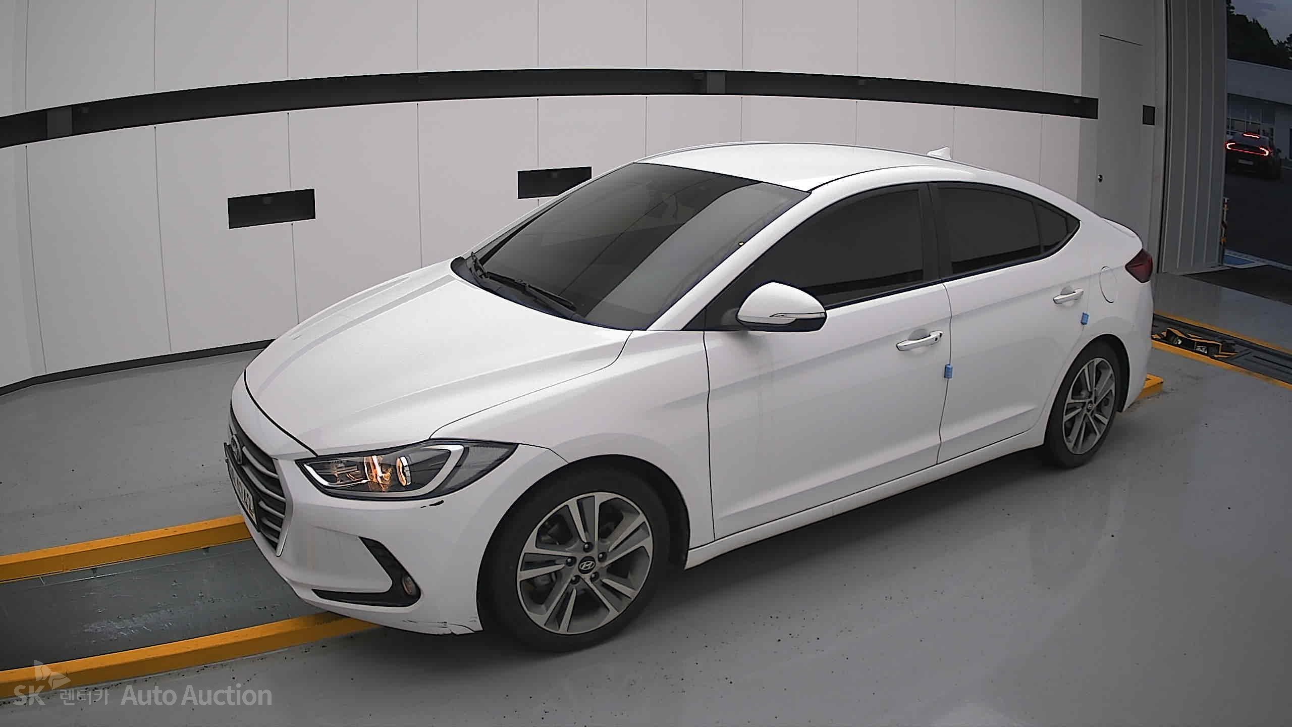 2018 - hyundai avante ad