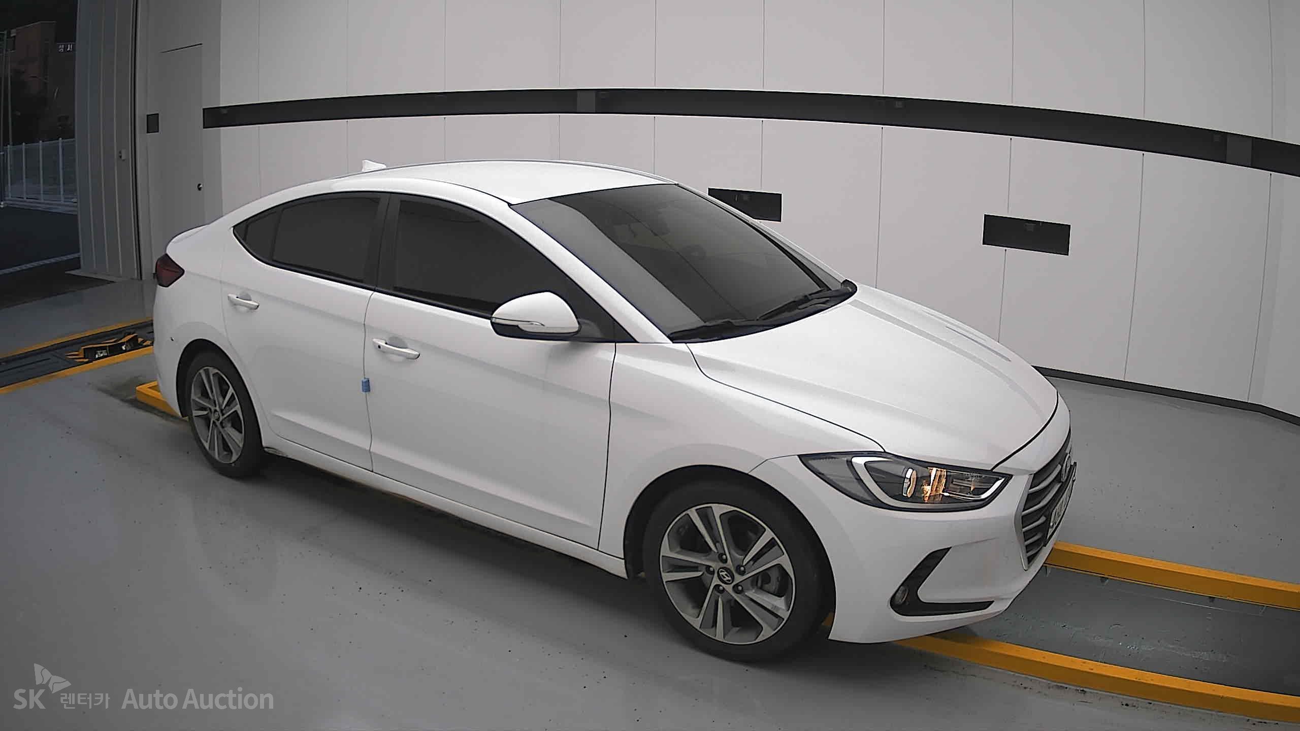 2018 - hyundai avante ad