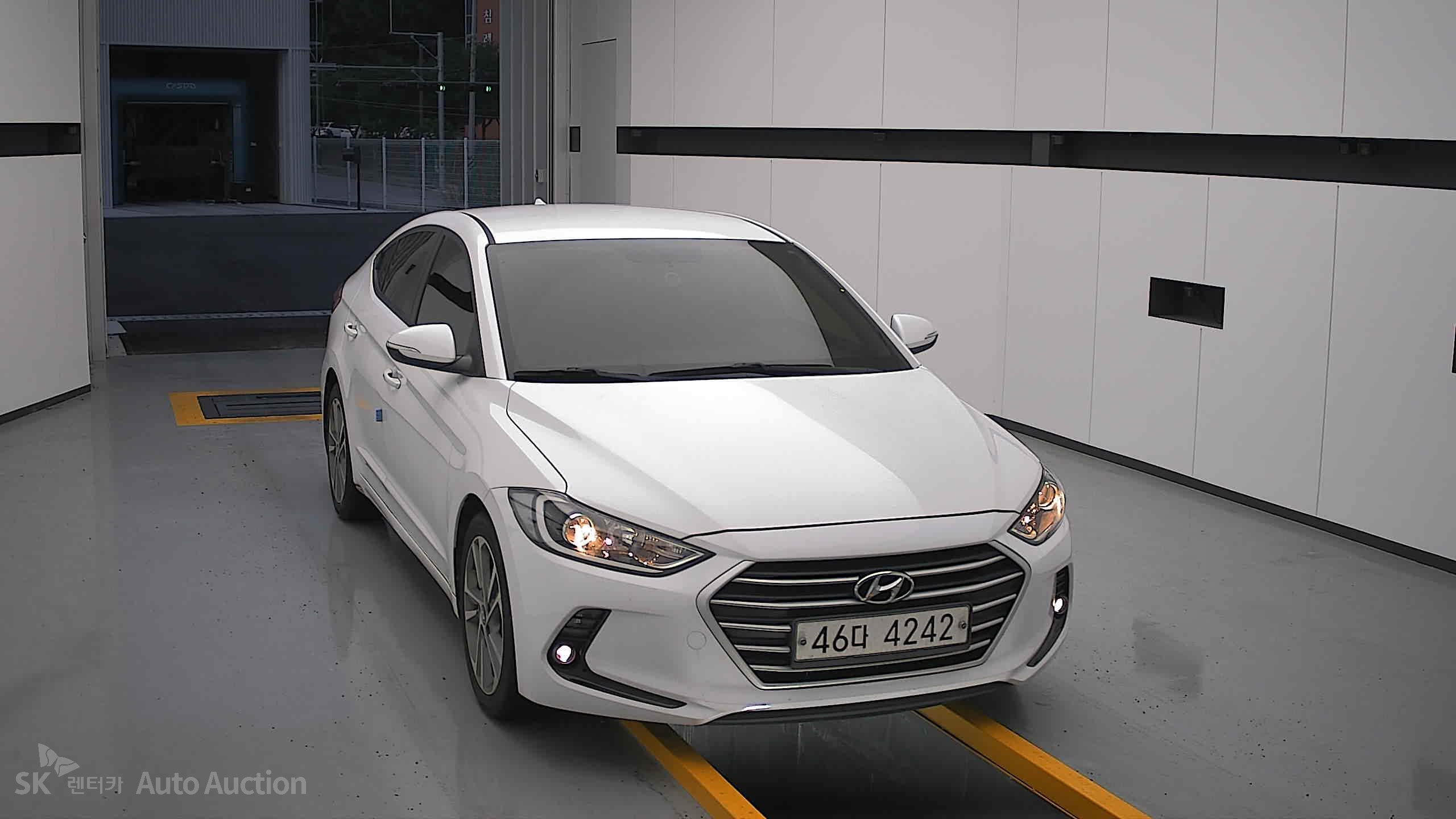 2018 - hyundai avante ad