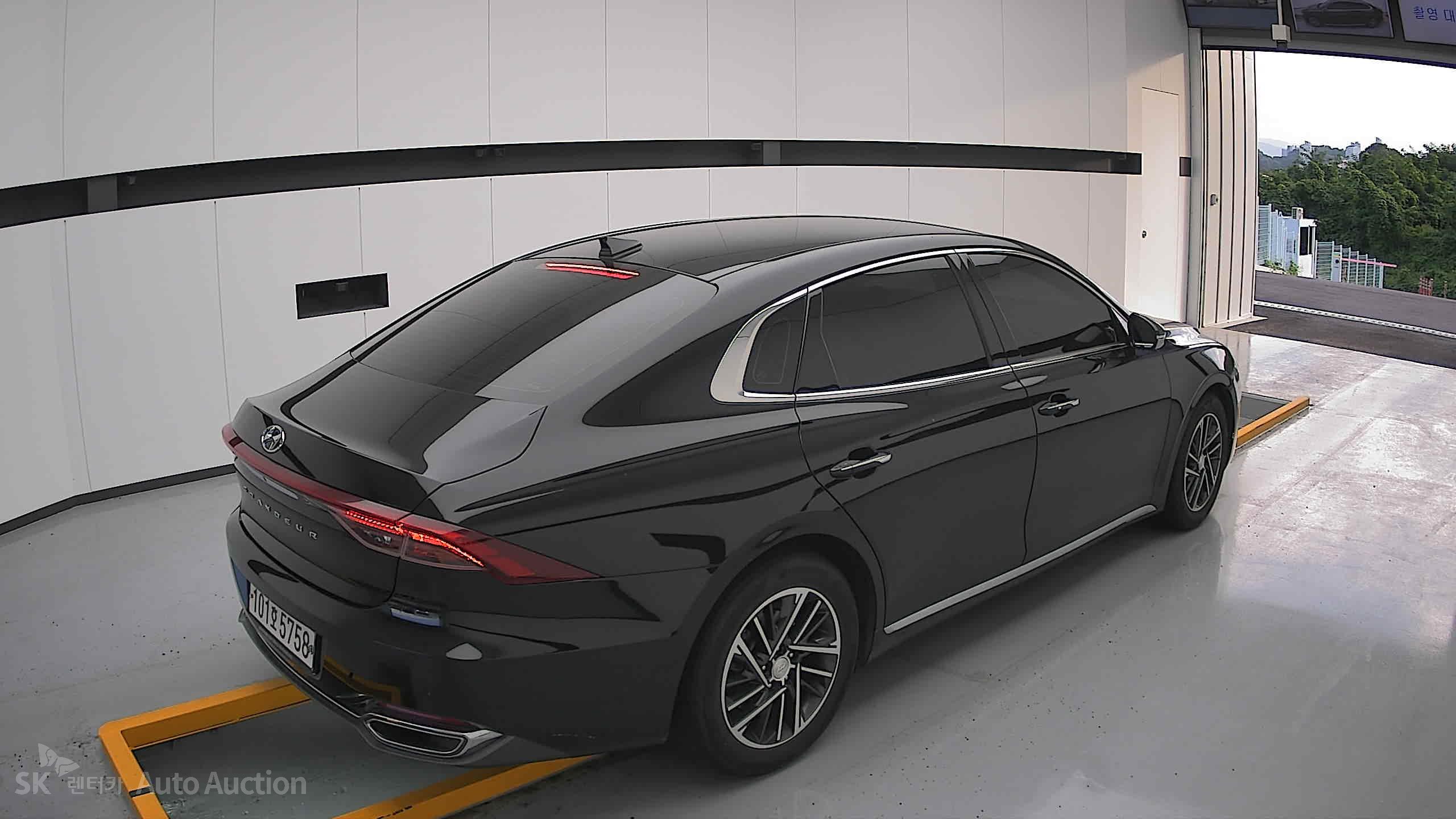 2020 - hyundai grandeur