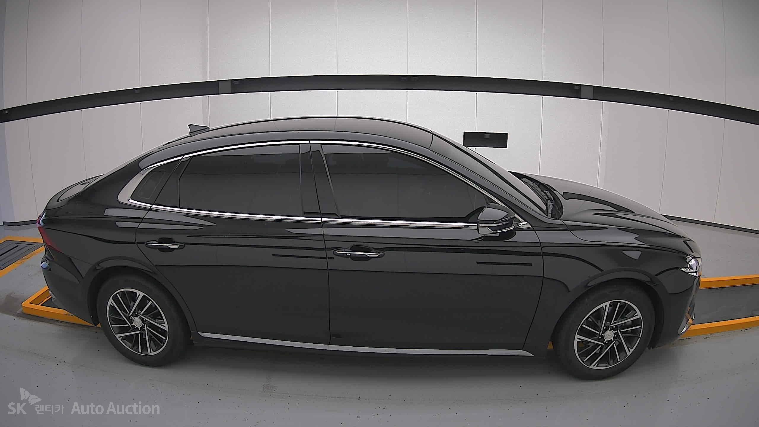 2020 - hyundai grandeur