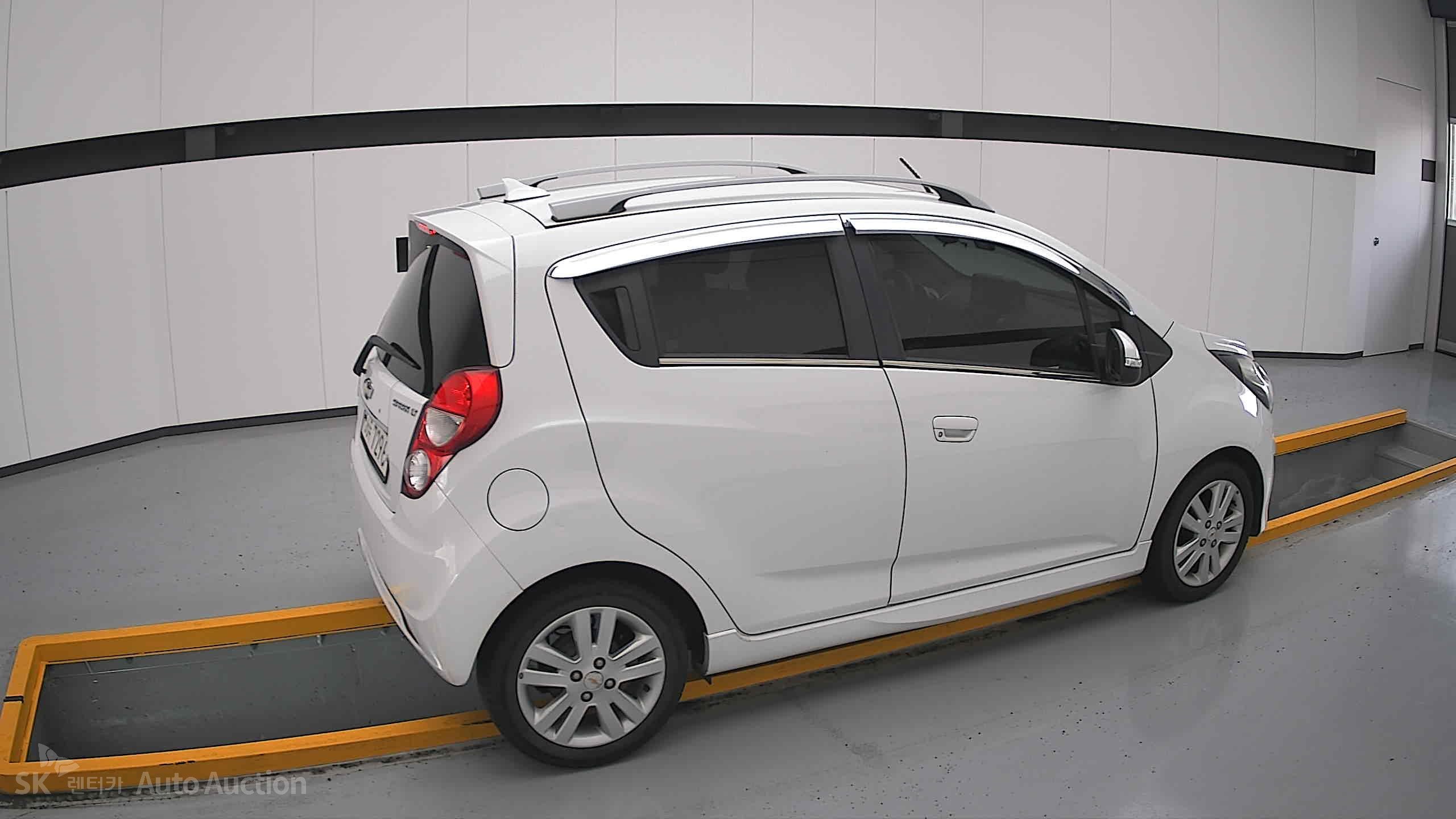 2014 - chevrolet spark