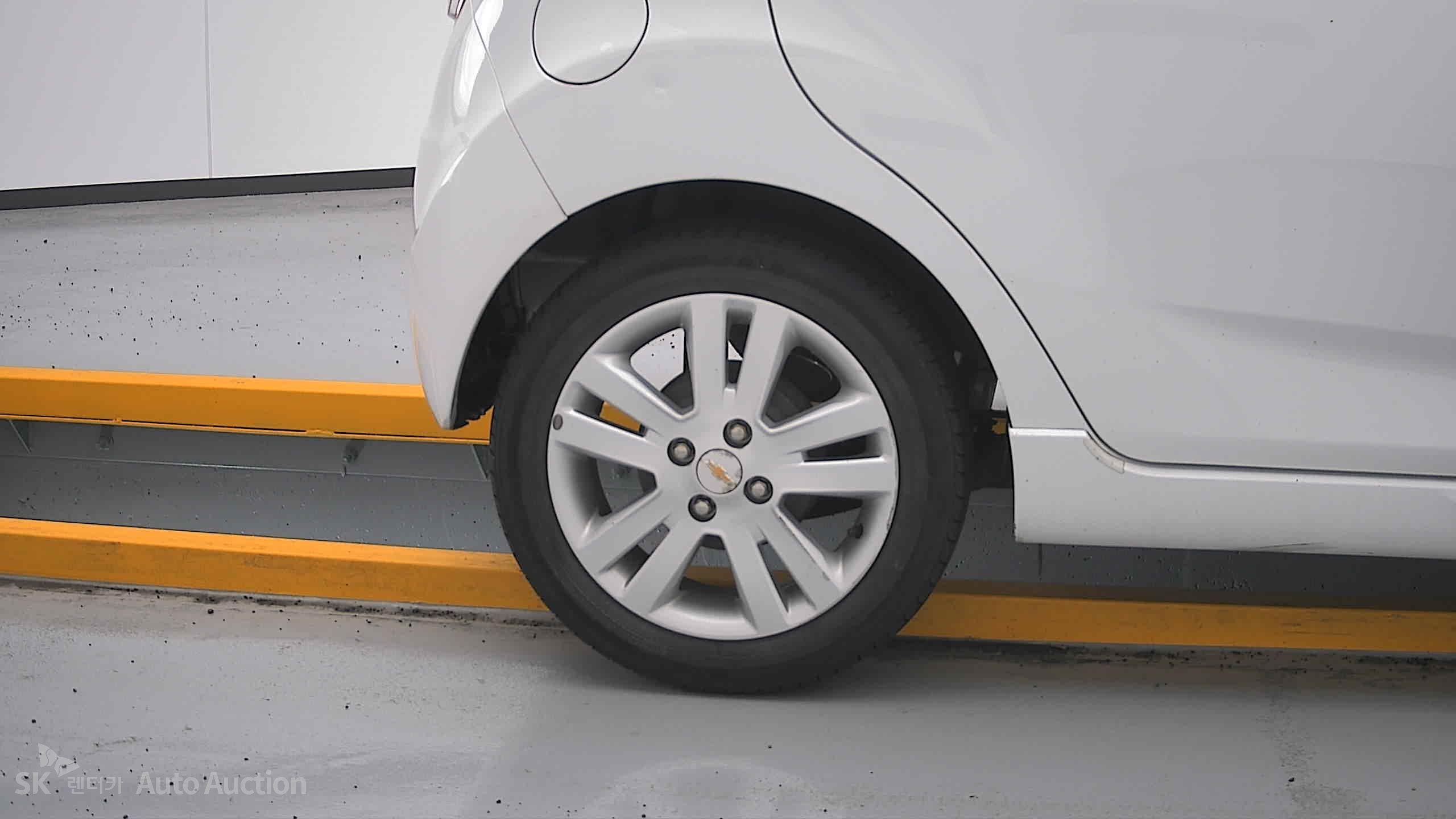 2014 - chevrolet spark