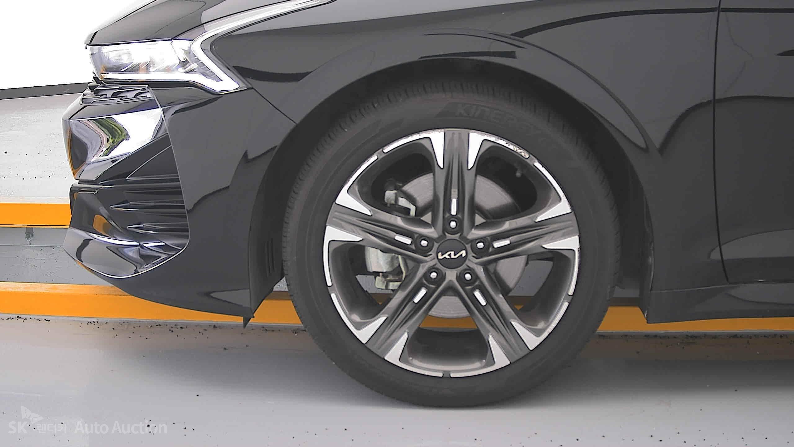 2023 - kia k5