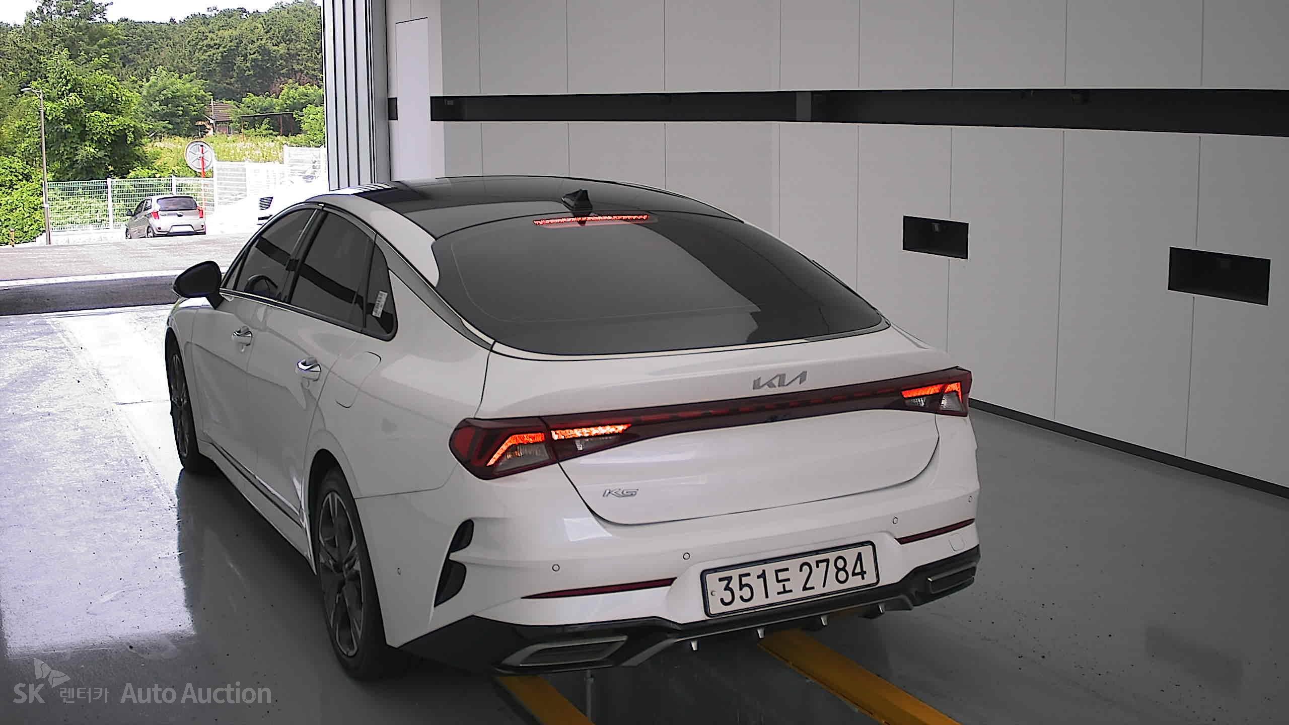 2022 - kia k5