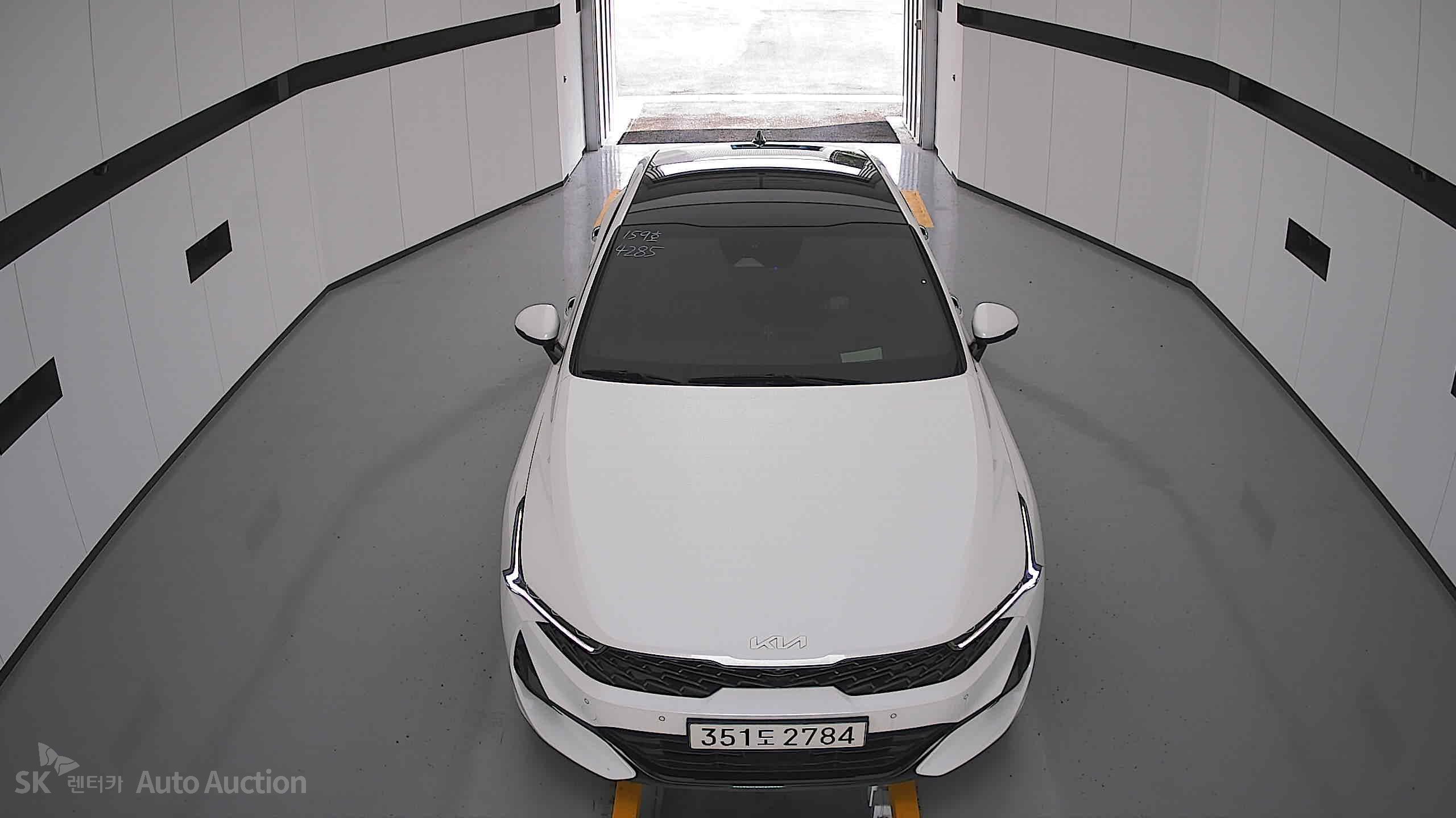 2022 - kia k5