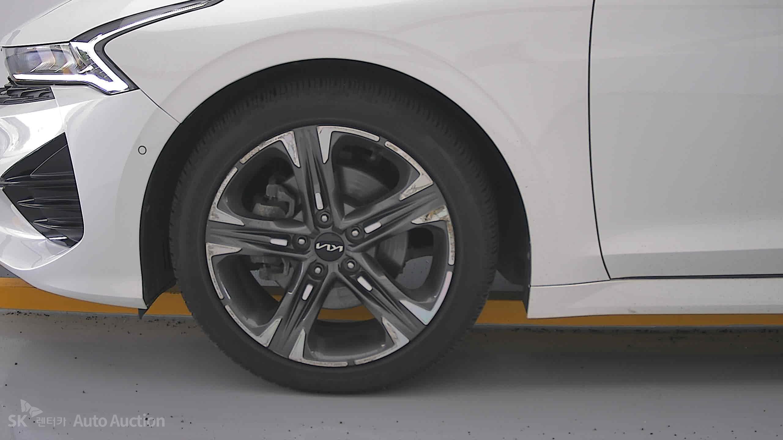 2022 - kia k5